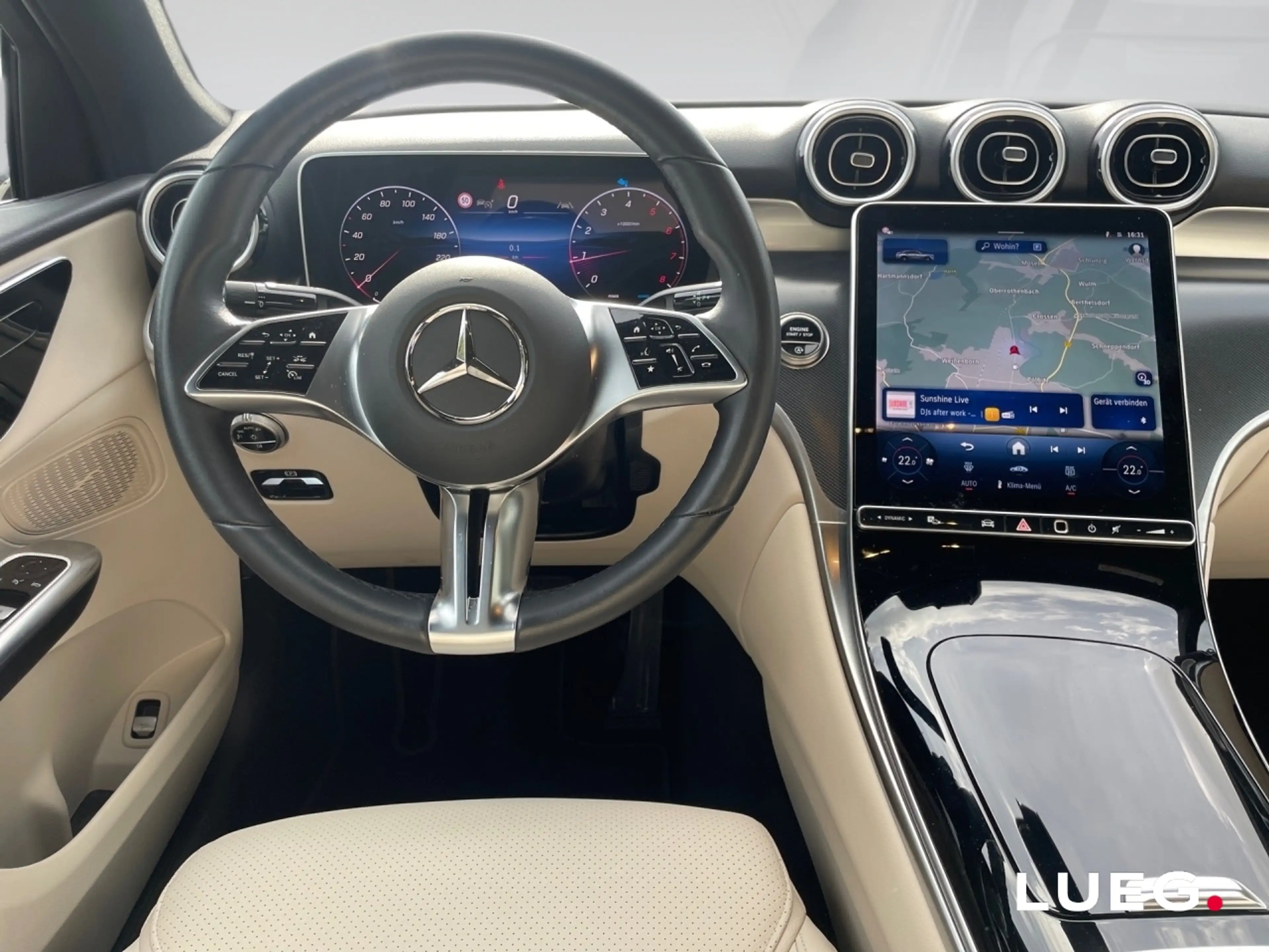Mercedes-Benz GLC 200 4M Distronic Perf AHK AUT Kam. KeyLess — photo 11