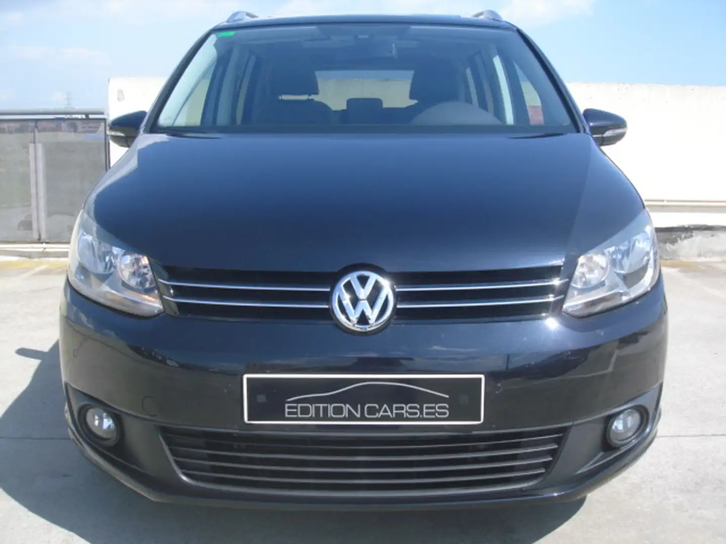 Volkswagen Touran 1.6TDI Edition 105 Zwart - 2
