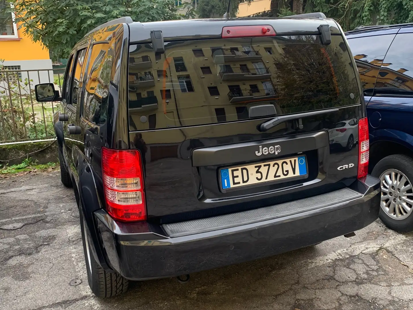 Jeep Cherokee Cherokee IV 20082.8 crd Sport dpf Siyah - 1