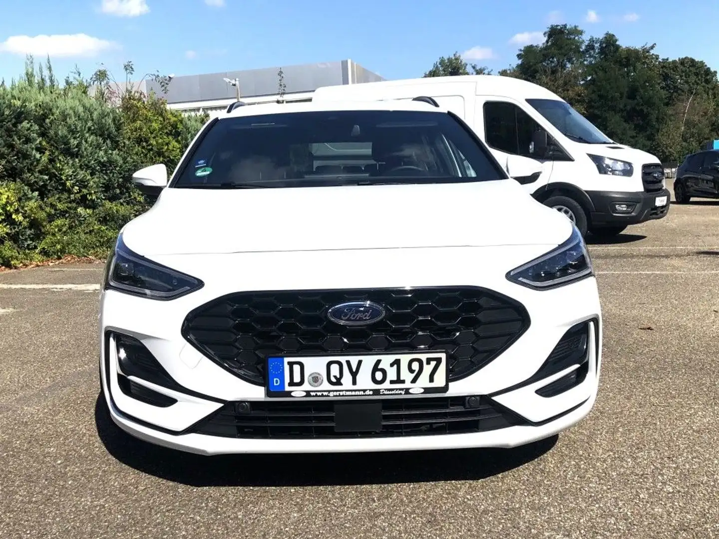 Ford Focus Turnier 1.0 Autom. ST-LINE X Leder Matrix tiefer A Weiß - 2