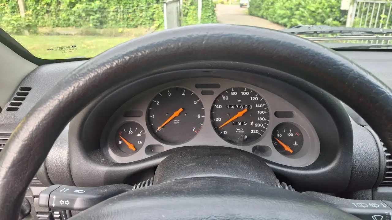 Opel Tigra 1.4i-16V, foto 4