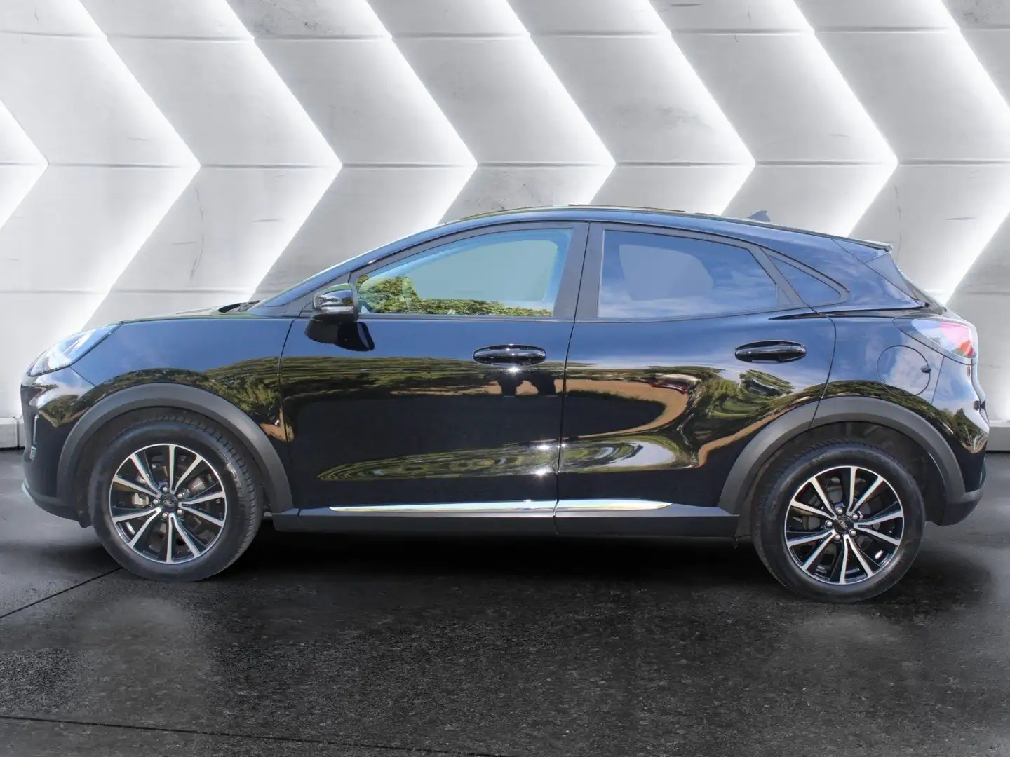 Ford Puma Titanium Design - Winter- Paket Negro - 2