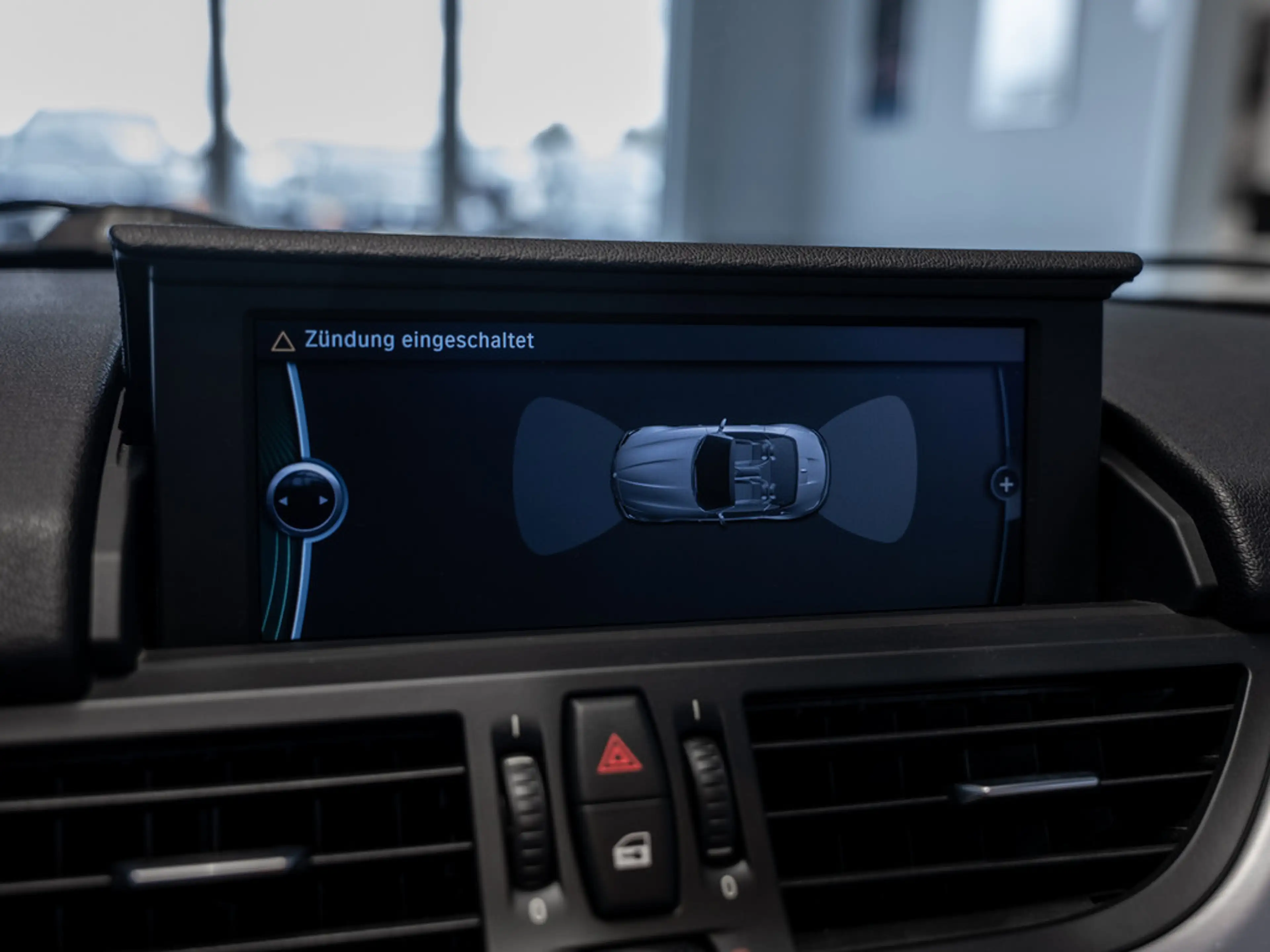BMW Z4 Roadster sDrive 20i NAVI LEDER ALUFELGEN — photo 15