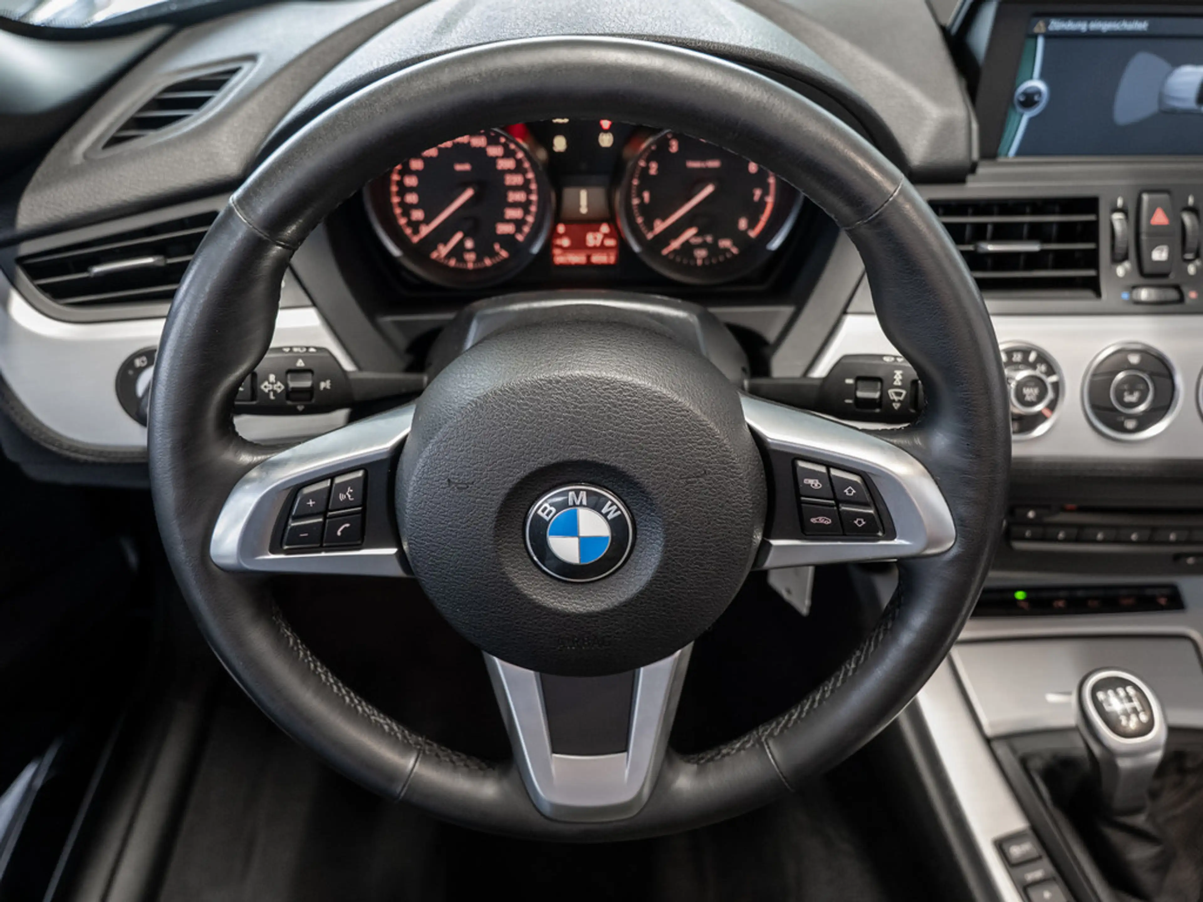 BMW Z4 Roadster sDrive 20i NAVI LEDER ALUFELGEN — photo 13