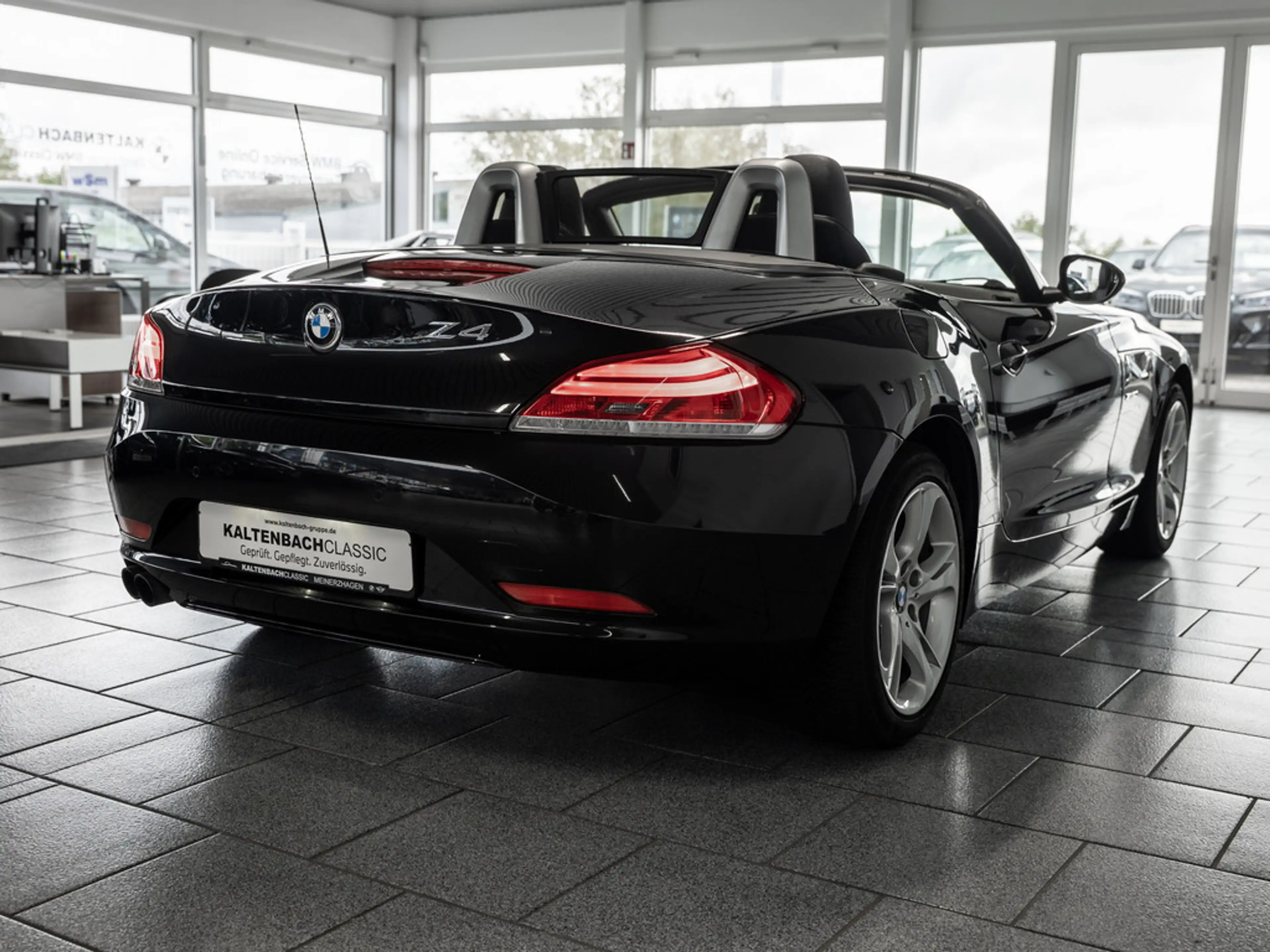 BMW Z4 Roadster sDrive 20i NAVI LEDER ALUFELGEN — photo 6