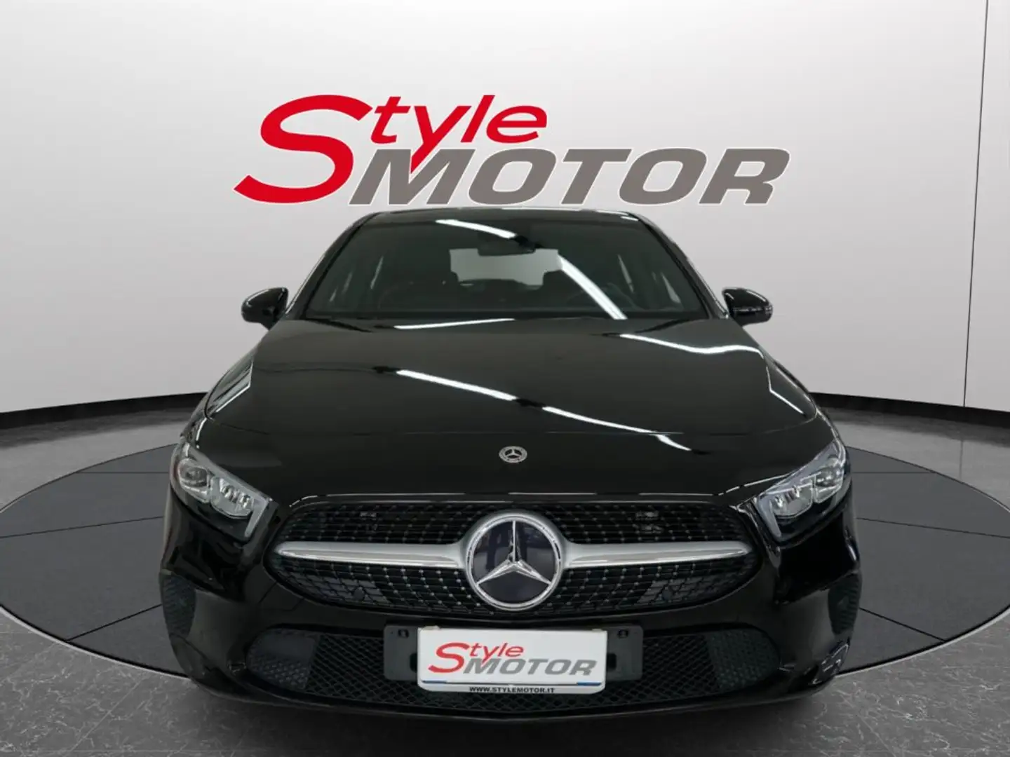 Mercedes-Benz A 180 d Automatic Business UFFICIALE UNIPROP. Schwarz - 1