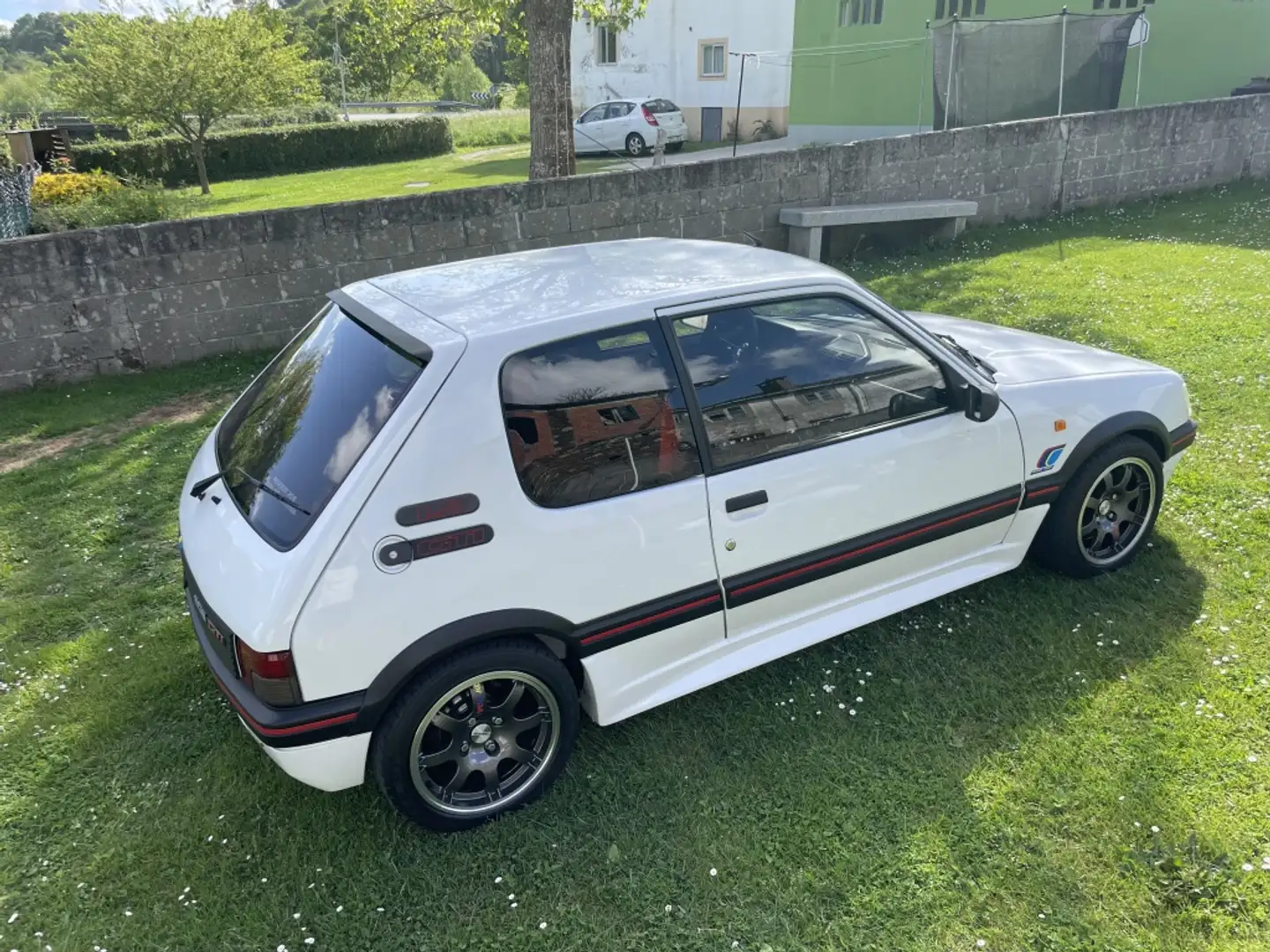 Peugeot 205 1.9 GTI Alb - 2