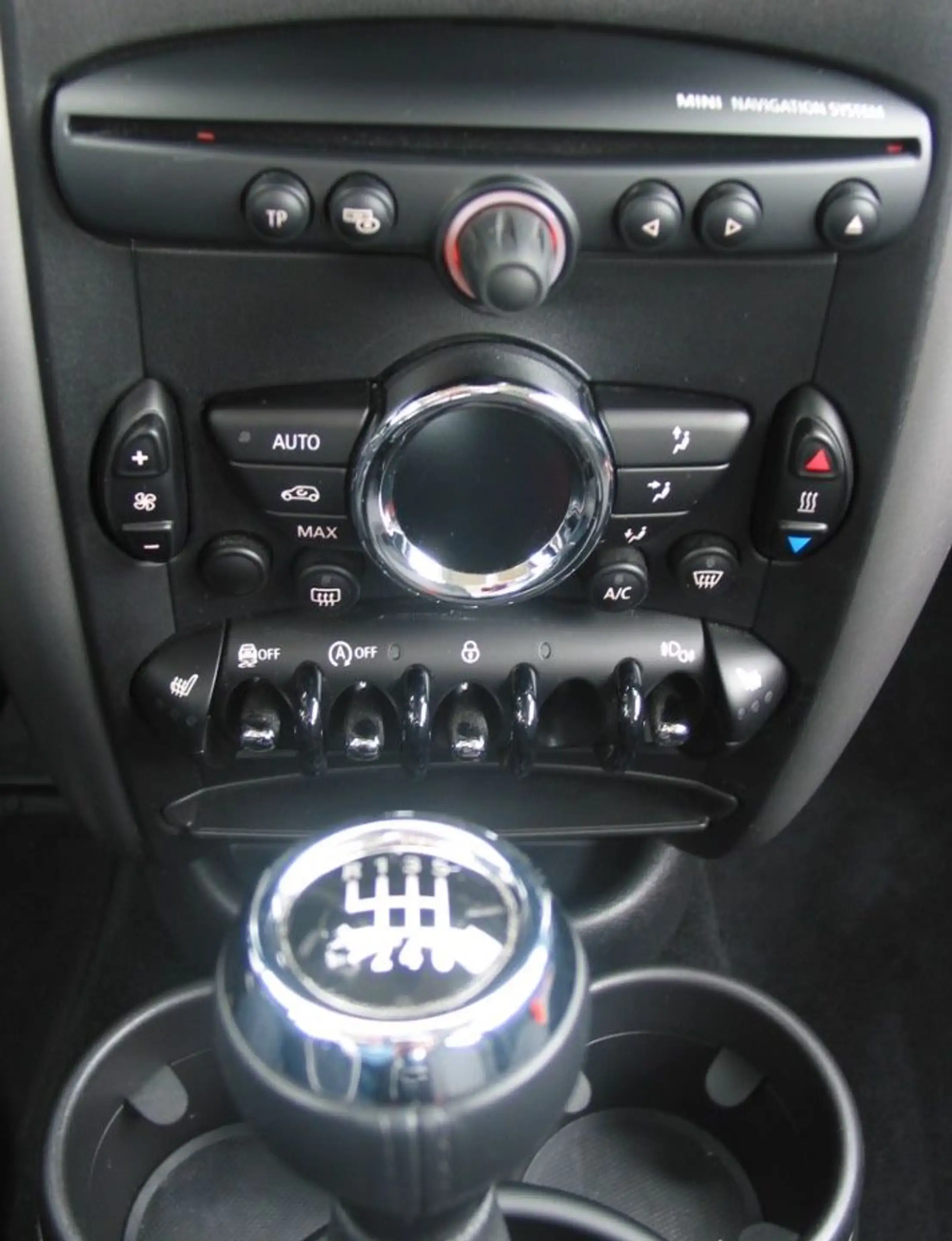 MINI One D Countryman Navi PDC Sitzheizung Alu — photo 11