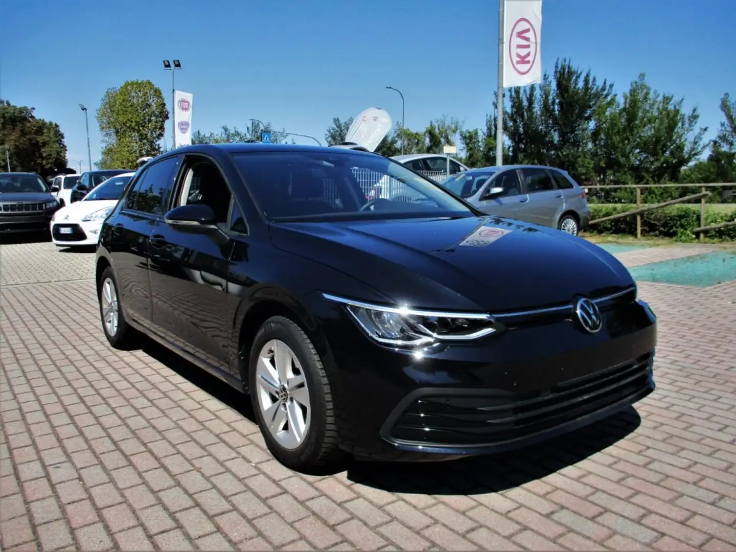 Volkswagen Golf 2.0 TDI DSG 5p. Life NAVI/ACC Nero - 1