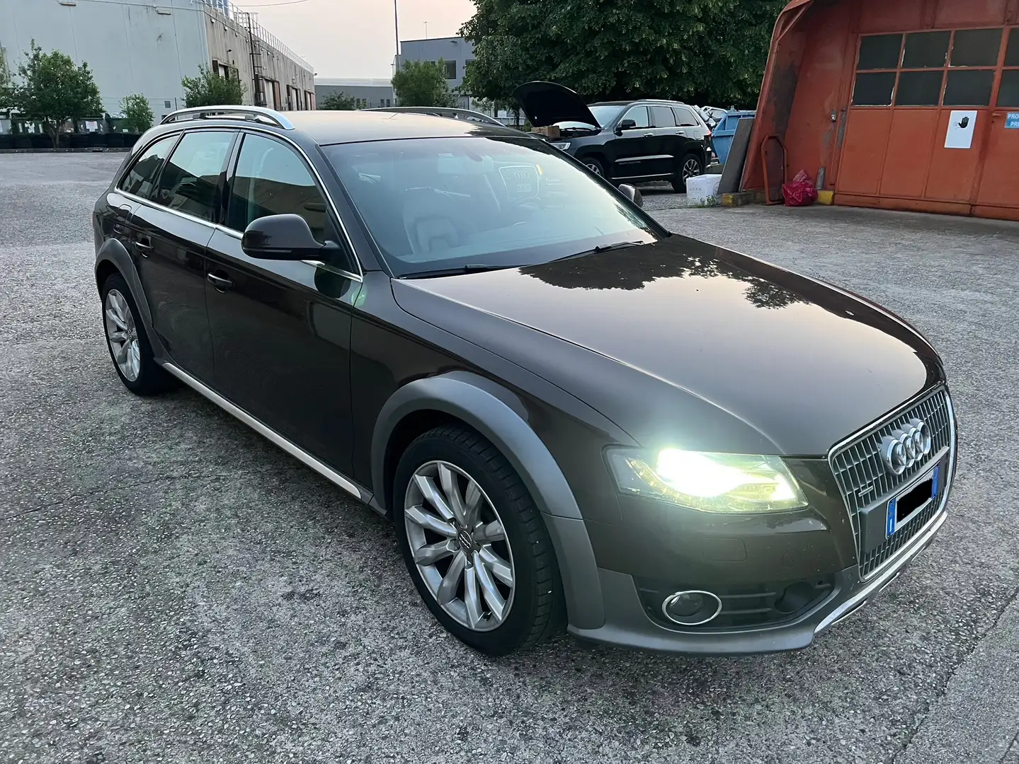 Audi A4 allroad 3.0 V6 tdi Advanced s-tronic - carplay, retrocamer - 2
