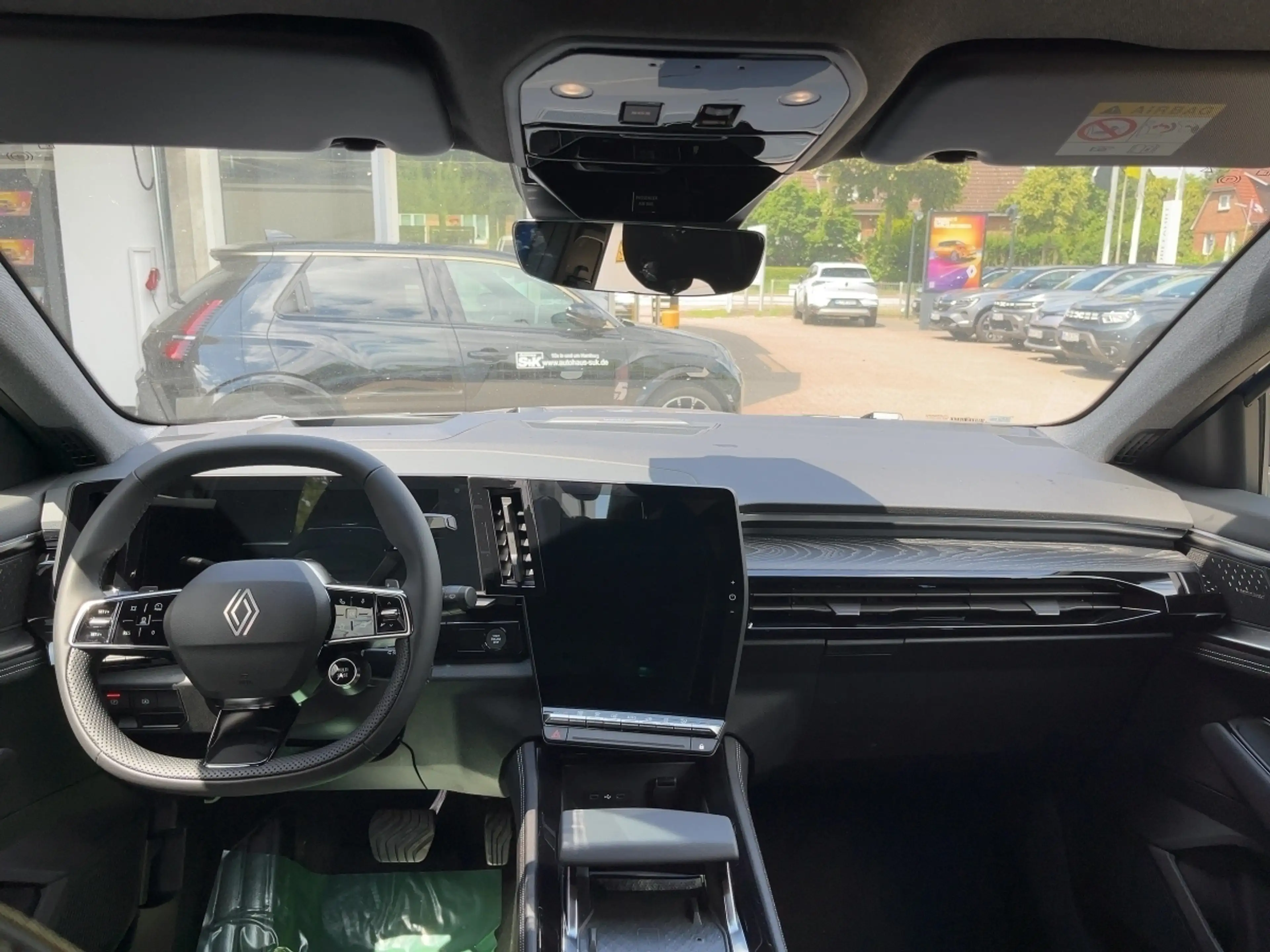 Renault Austral Iconic E-Tech Full Hybrid 200+PANO+H/K+NAVI+ — photo 8