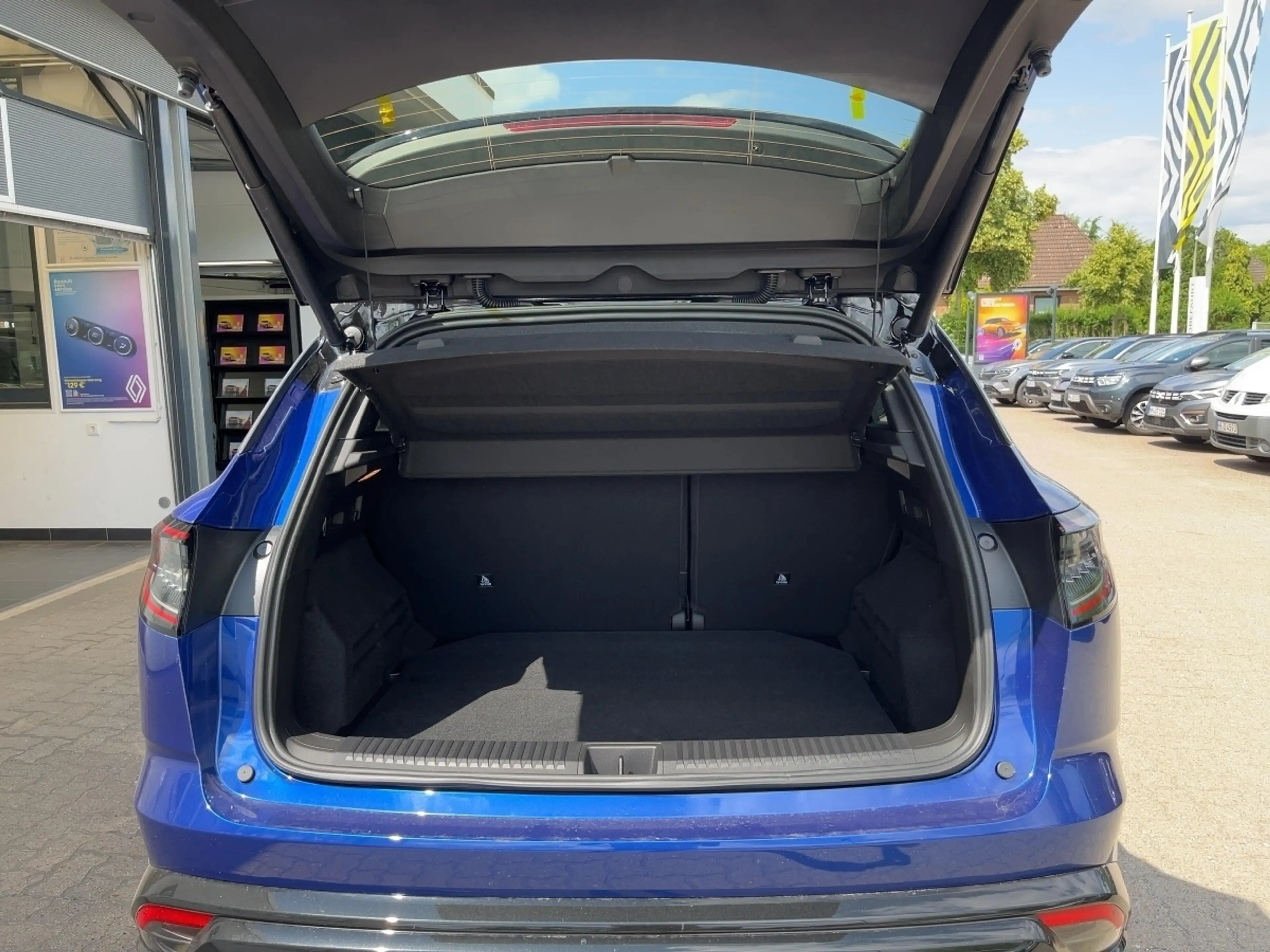 Renault Austral Iconic E-Tech Full Hybrid 200+PANO+H/K+NAVI+ — photo 13