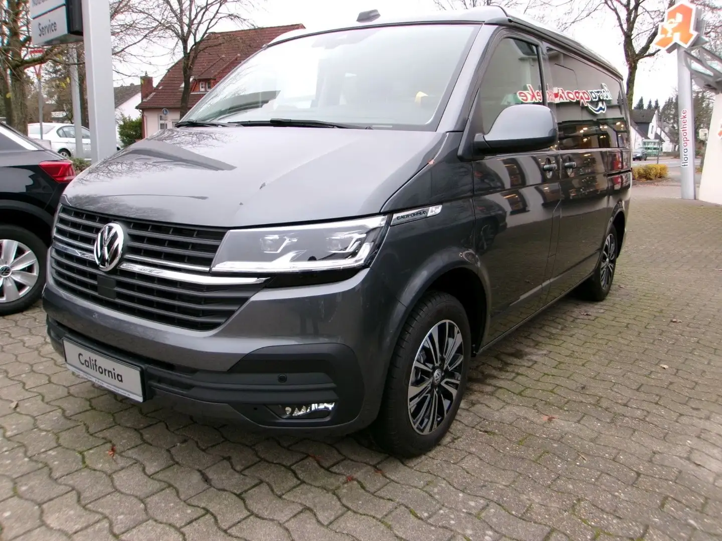 Volkswagen T6 California T6.1 California Beach Tour DSG+AHK+Zuheizer Gris - 1