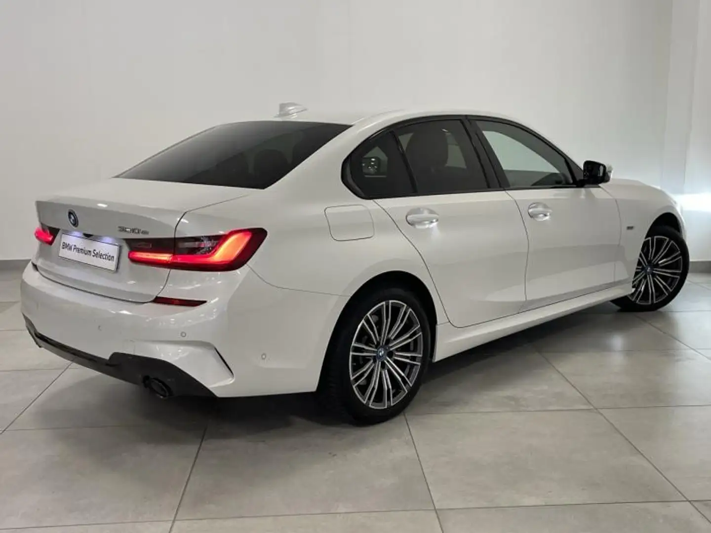 BMW 320 320eA 204ch M Sport - 2