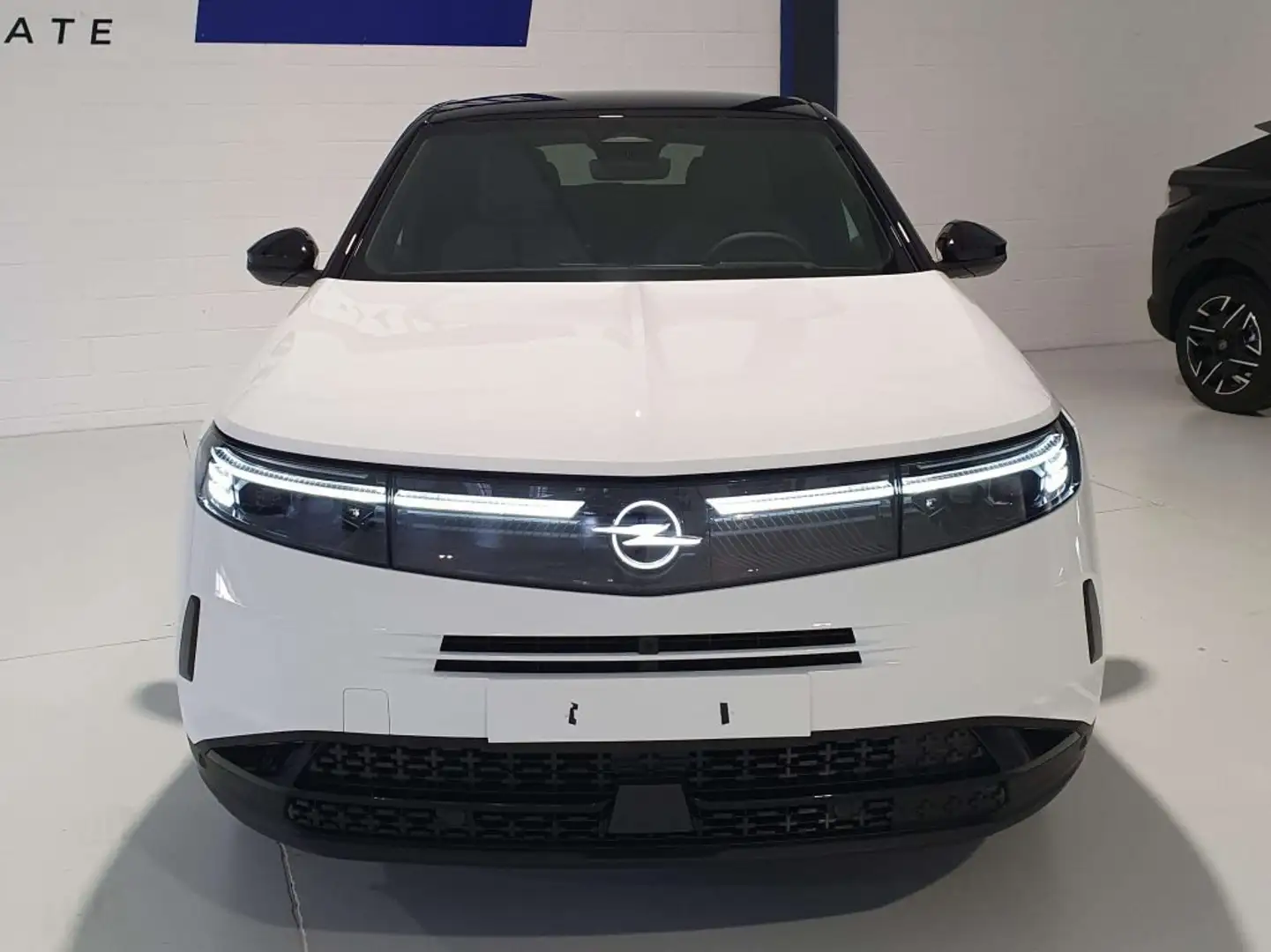 Opel Grandland 1.2 hybrid GS 145cv e-dcs6 Bianco - 2
