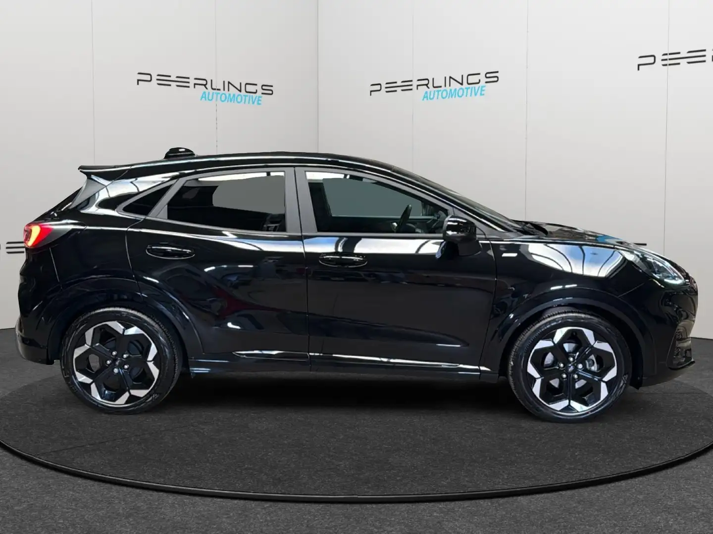 Ford Puma EcoBoost mHEV ST-Line X AUT Schwarz - 2