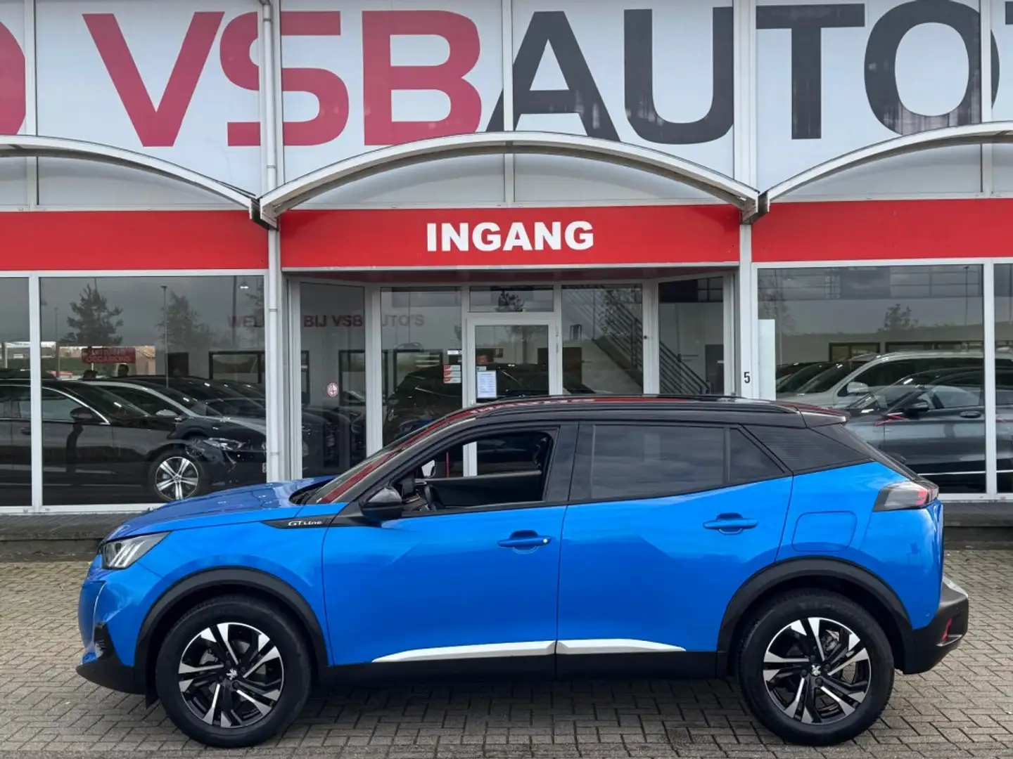 Peugeot 2008 1.2 PURETECH AUT GT LINE. 130PK TREKHAAK NAVI CAME Blauw - 2