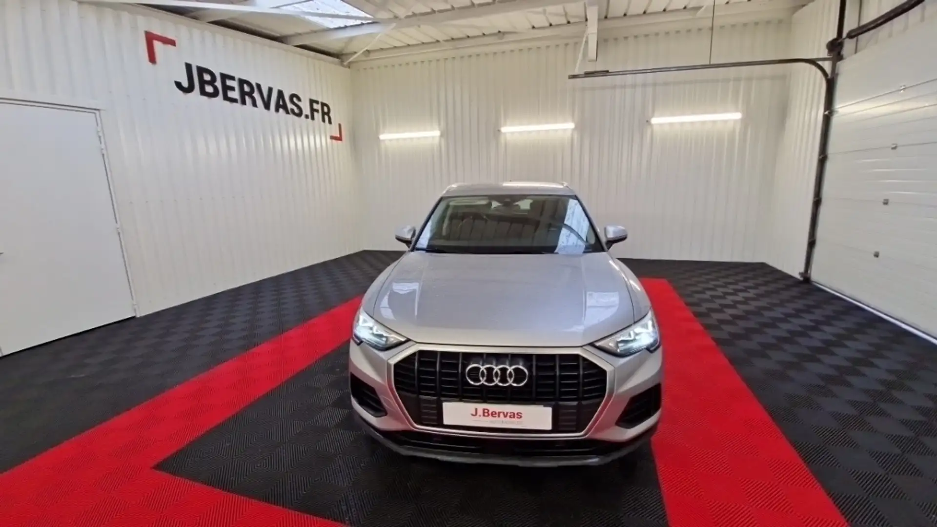 Audi Q3 35 TFSI 150 DESIGN - 2