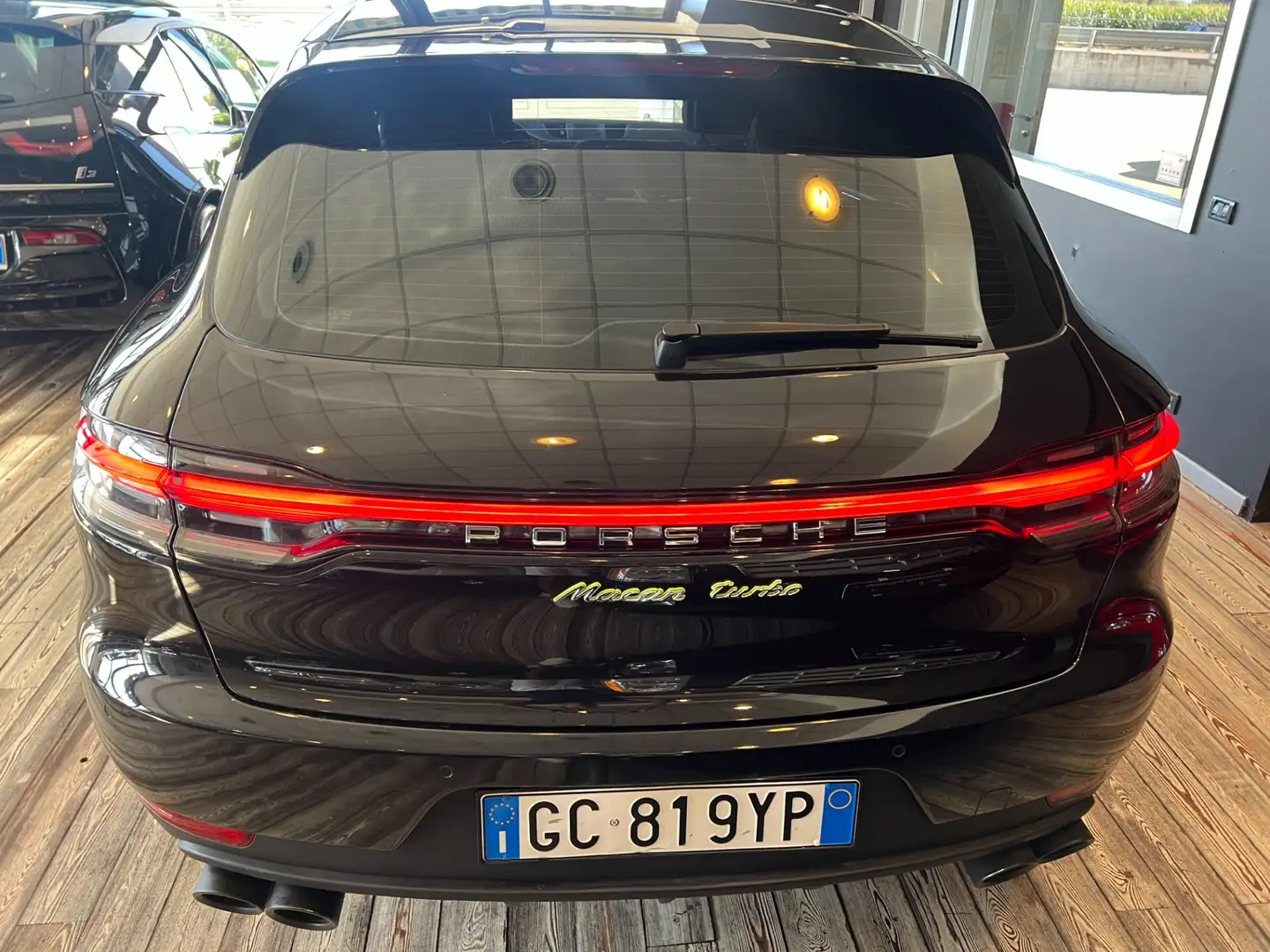 Porsche Macan 2.0 TURBO 245CV/MOTORE NUOVO/GARANZIA Nero - 2