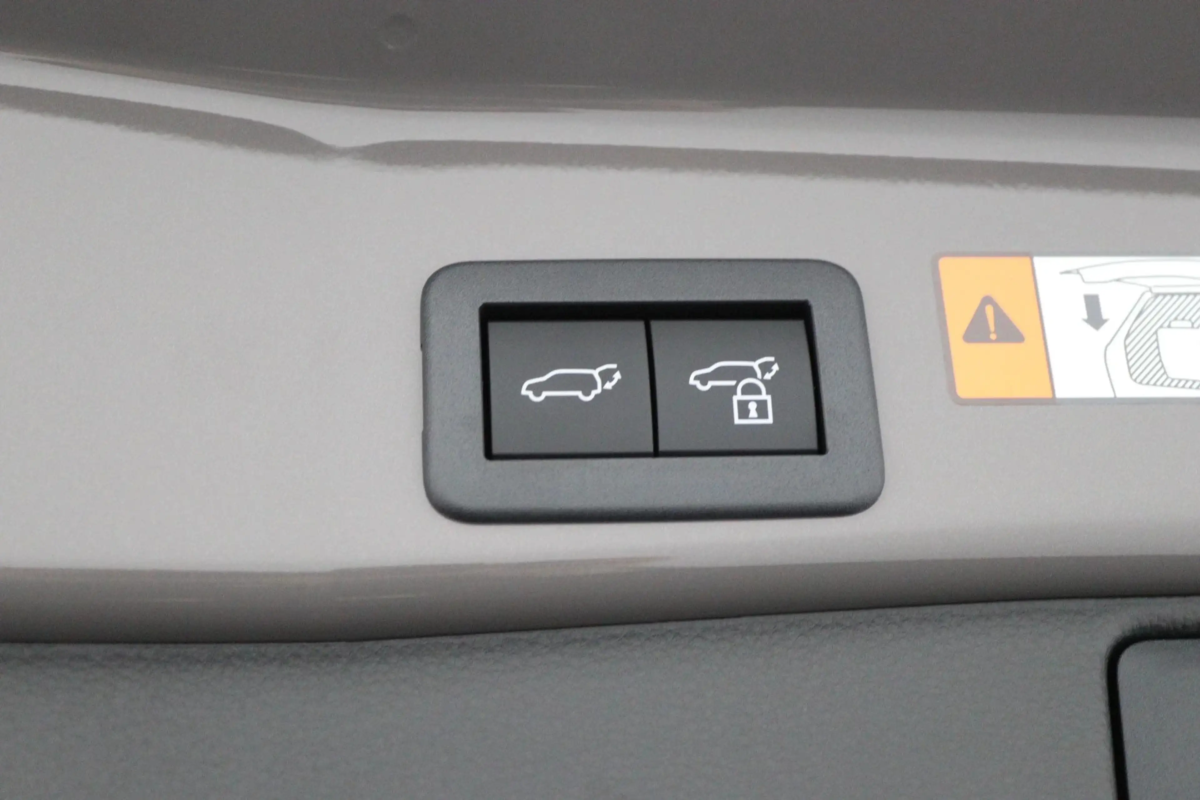 Toyota RAV 4 2.5 Hybrid AWD 200 GR Sport Hybride zonder Stekker — photo 6
