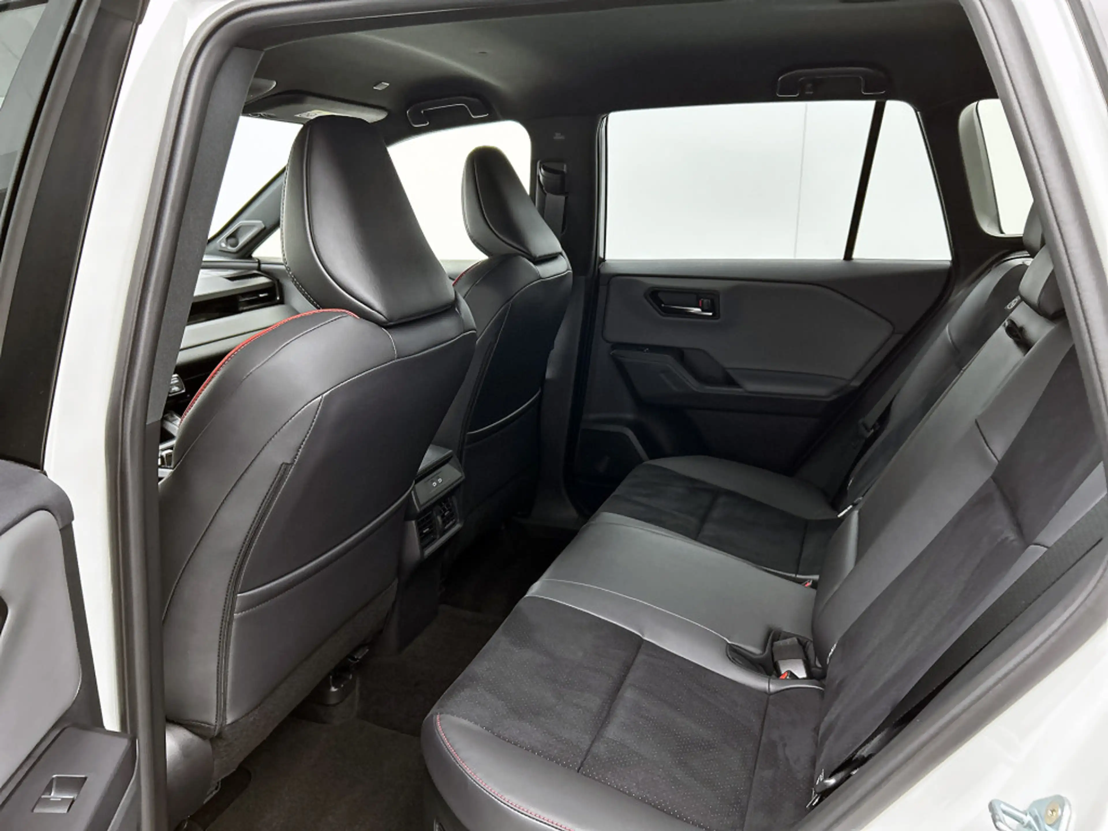 Toyota RAV 4 2.5 Hybrid AWD 200 GR Sport Hybride zonder Stekker — photo 15