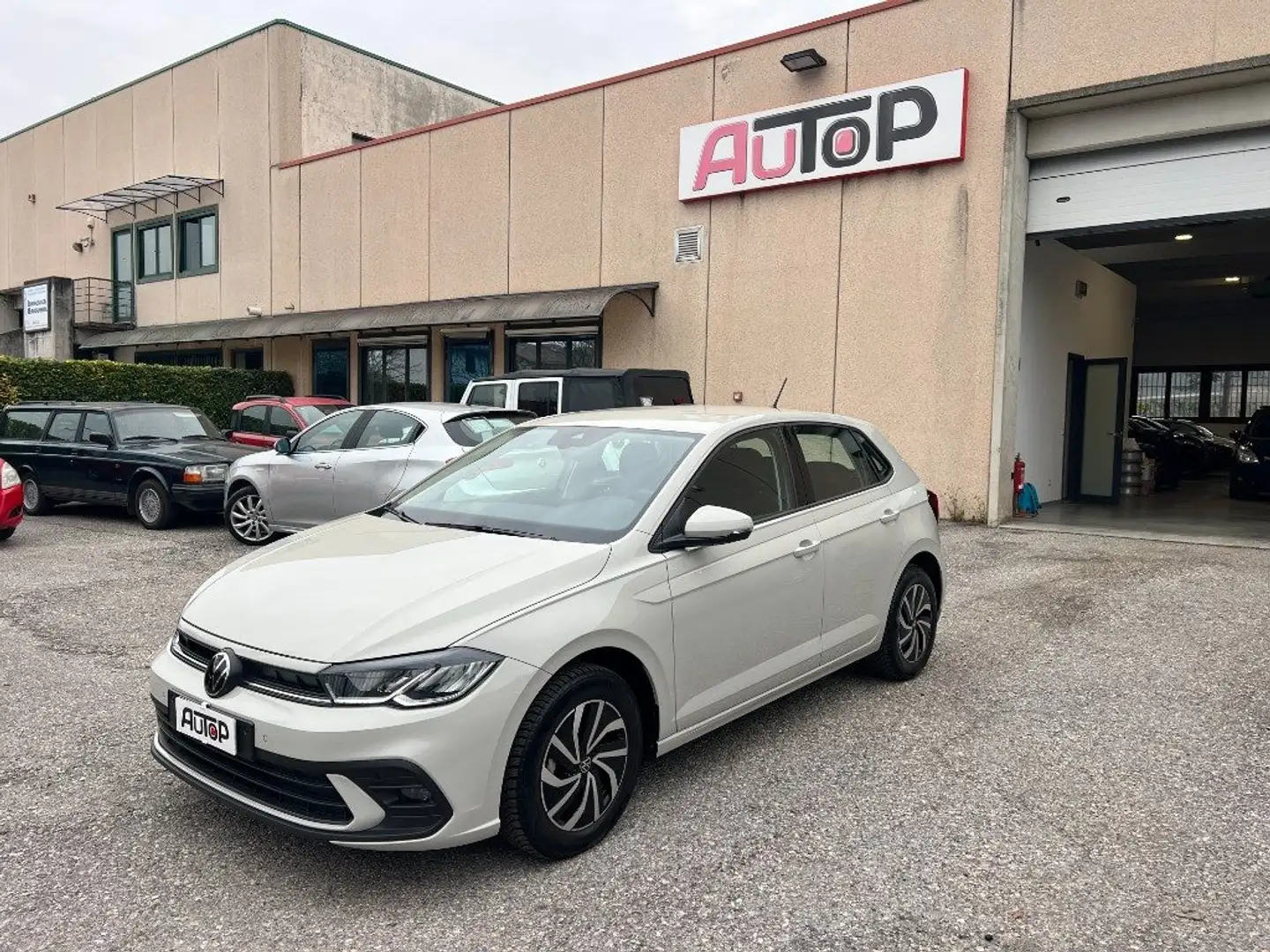 Volkswagen Polo 1.0 TSI DSG Life Beige - 1