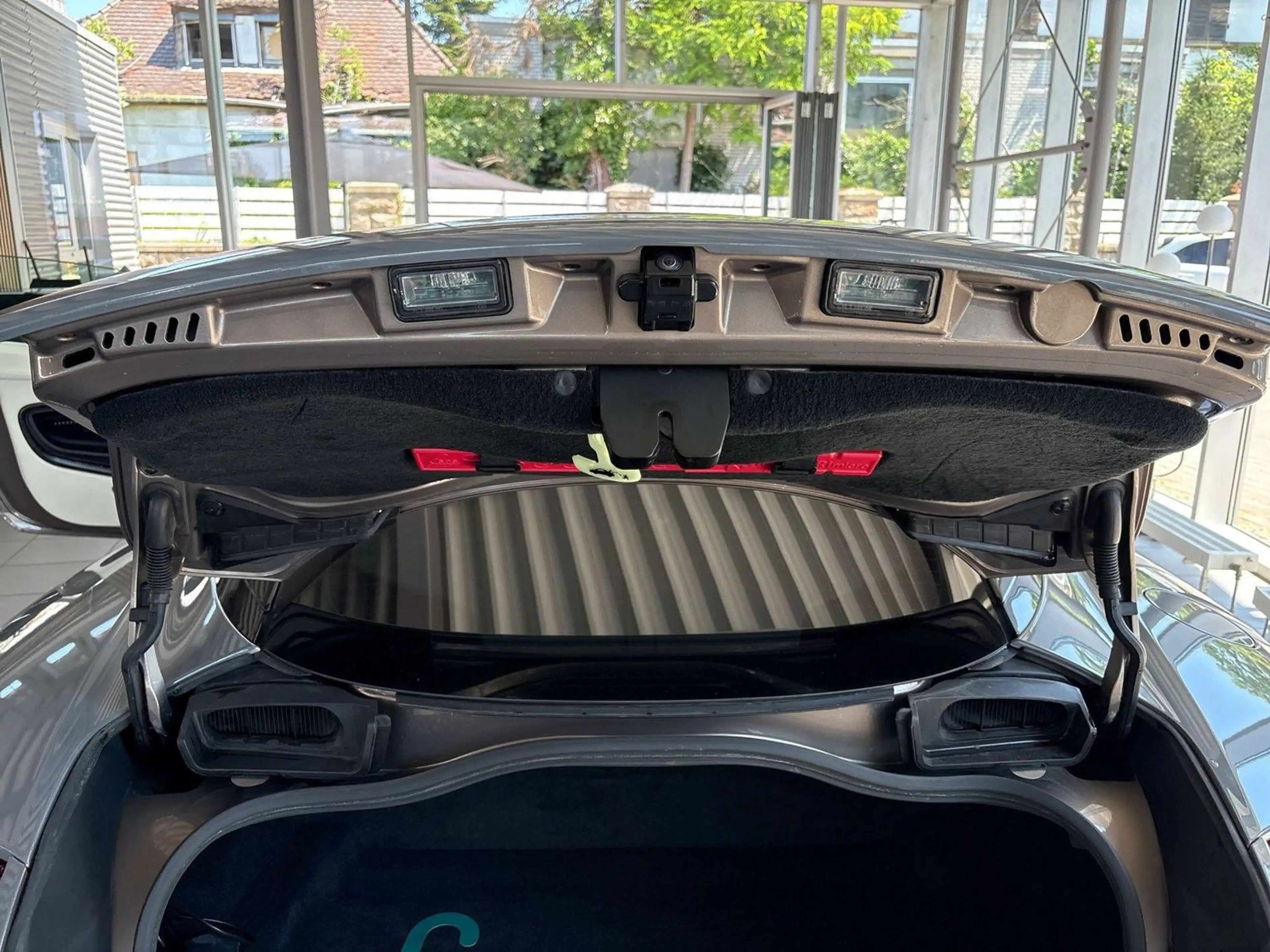 Aston Martin DB11 V12 LAUN. EDI. FOLIERT AMR UPGRADE B&O — photo 15