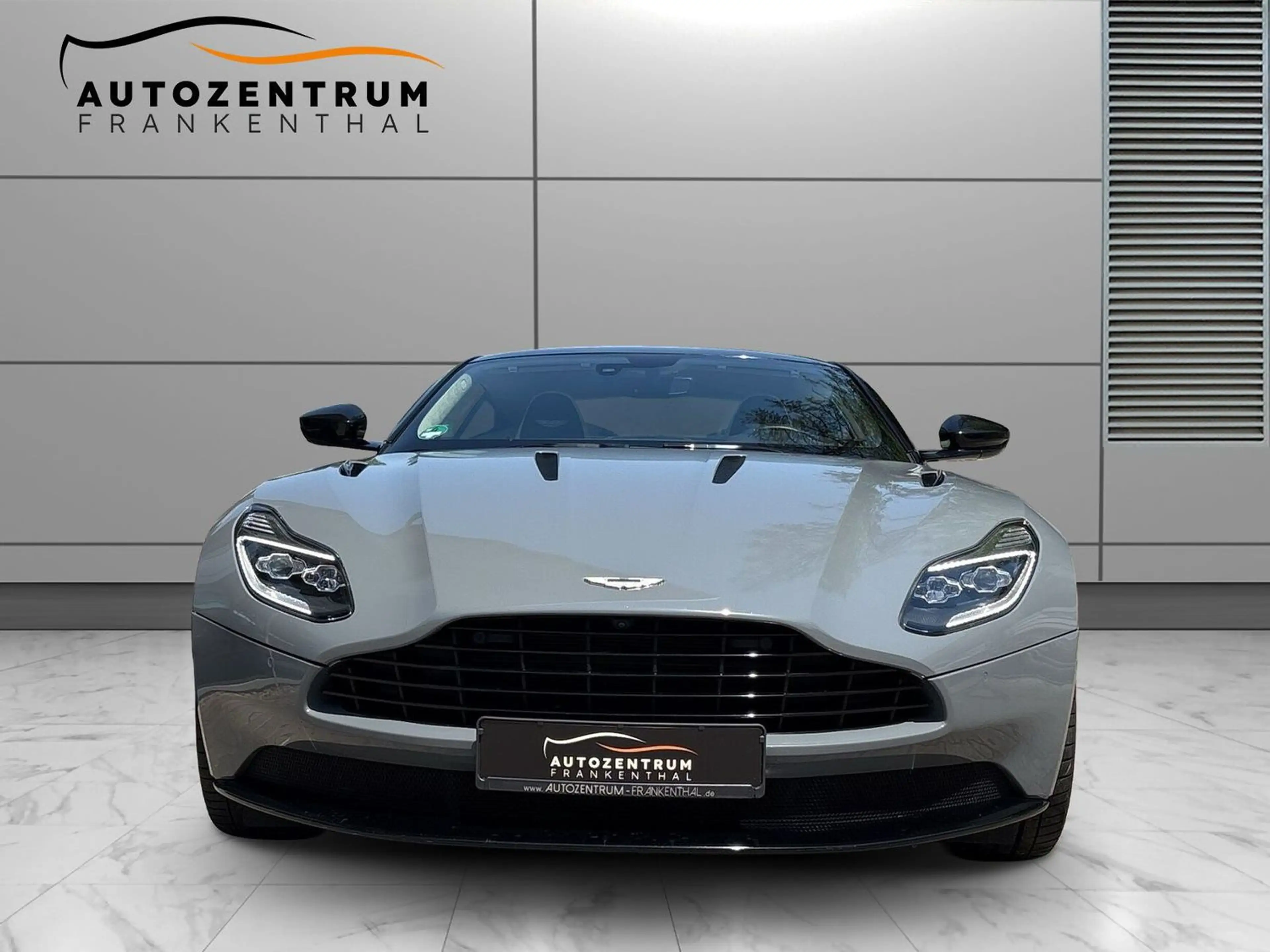 Aston Martin DB11 V12 LAUN. EDI. FOLIERT AMR UPGRADE B&O — photo 2