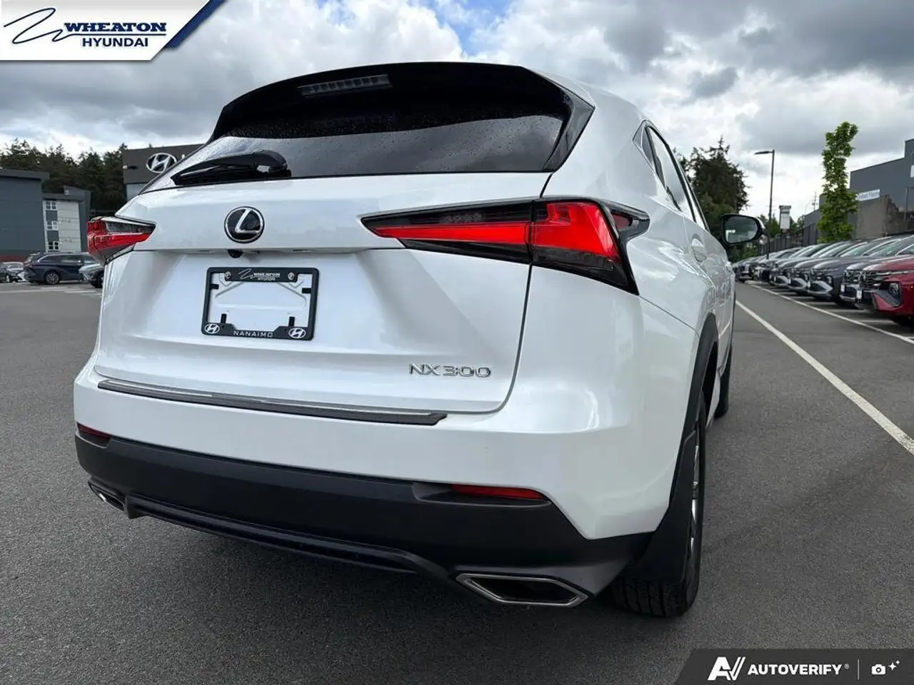 Lexus NX снимка Lexus NX