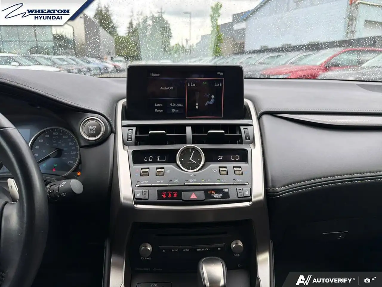 Lexus NX снимка Lexus NX