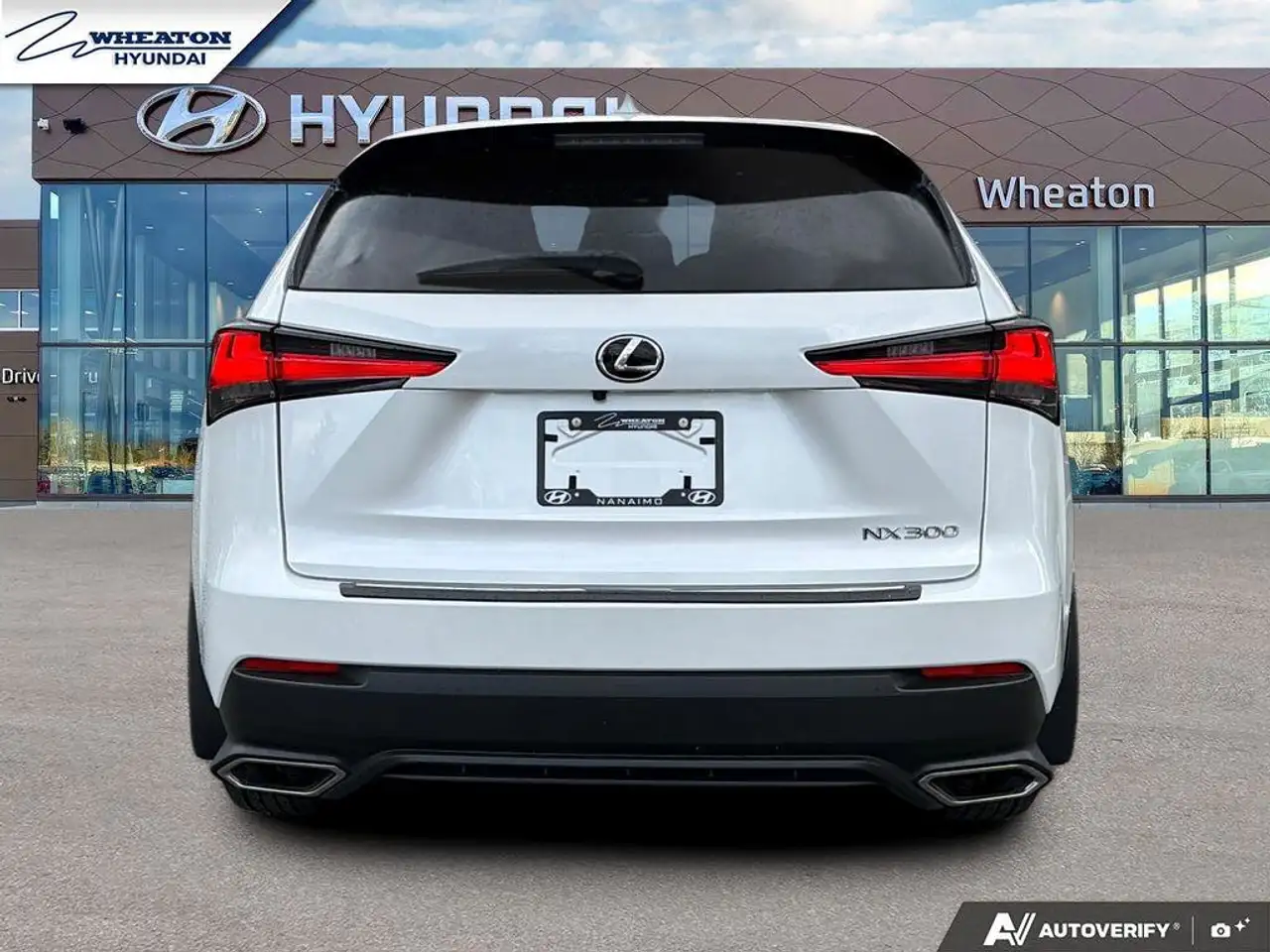 Lexus NX снимка Lexus NX