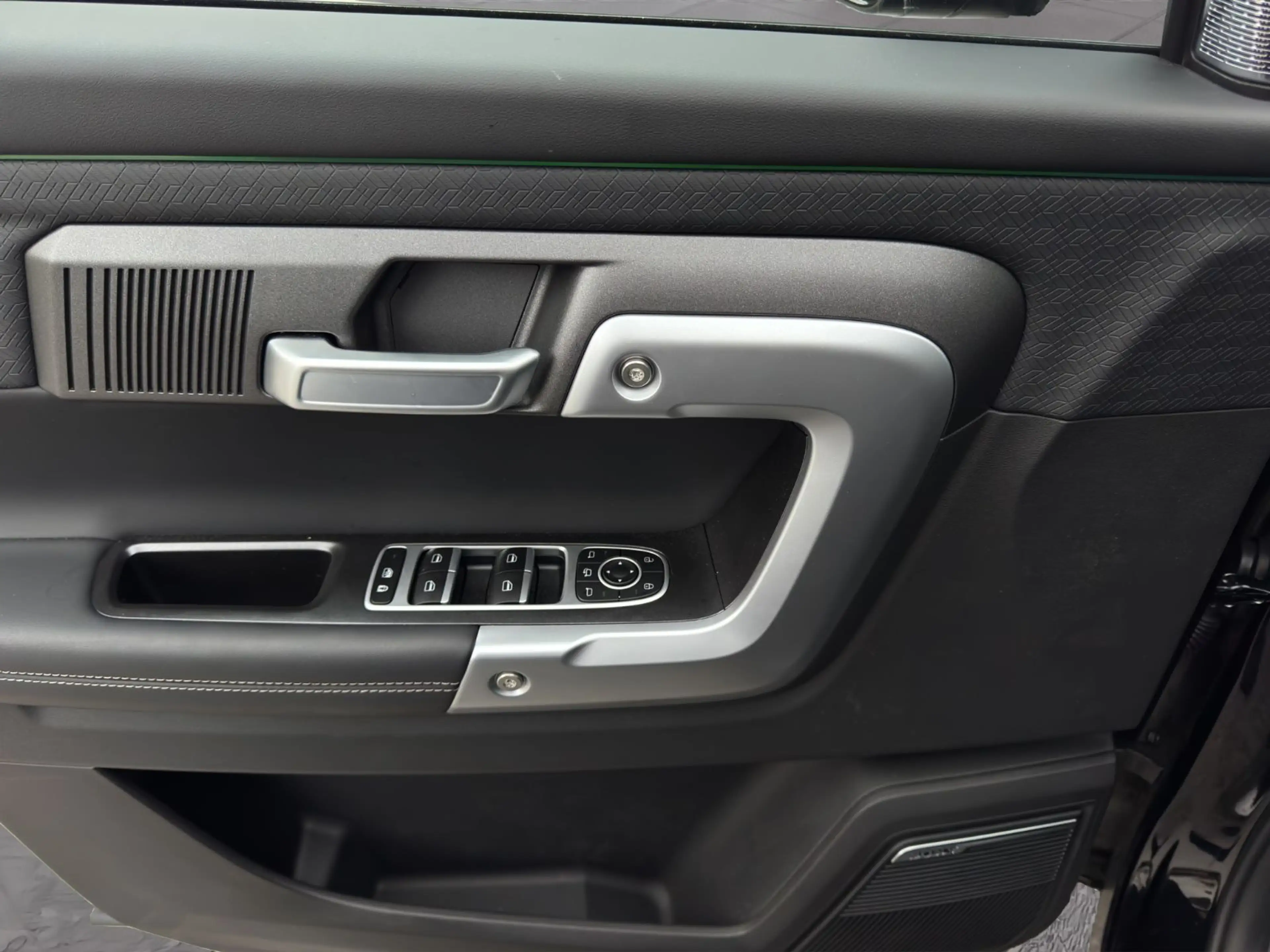 Jaecoo J7 AWD 1.6 TGDI Premium-Line Ambi CarPlay DAB — photo 14