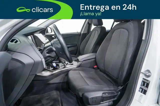 BMW 1 Series view 13