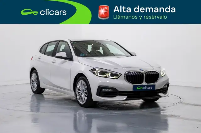 BMW 1 Series view 3