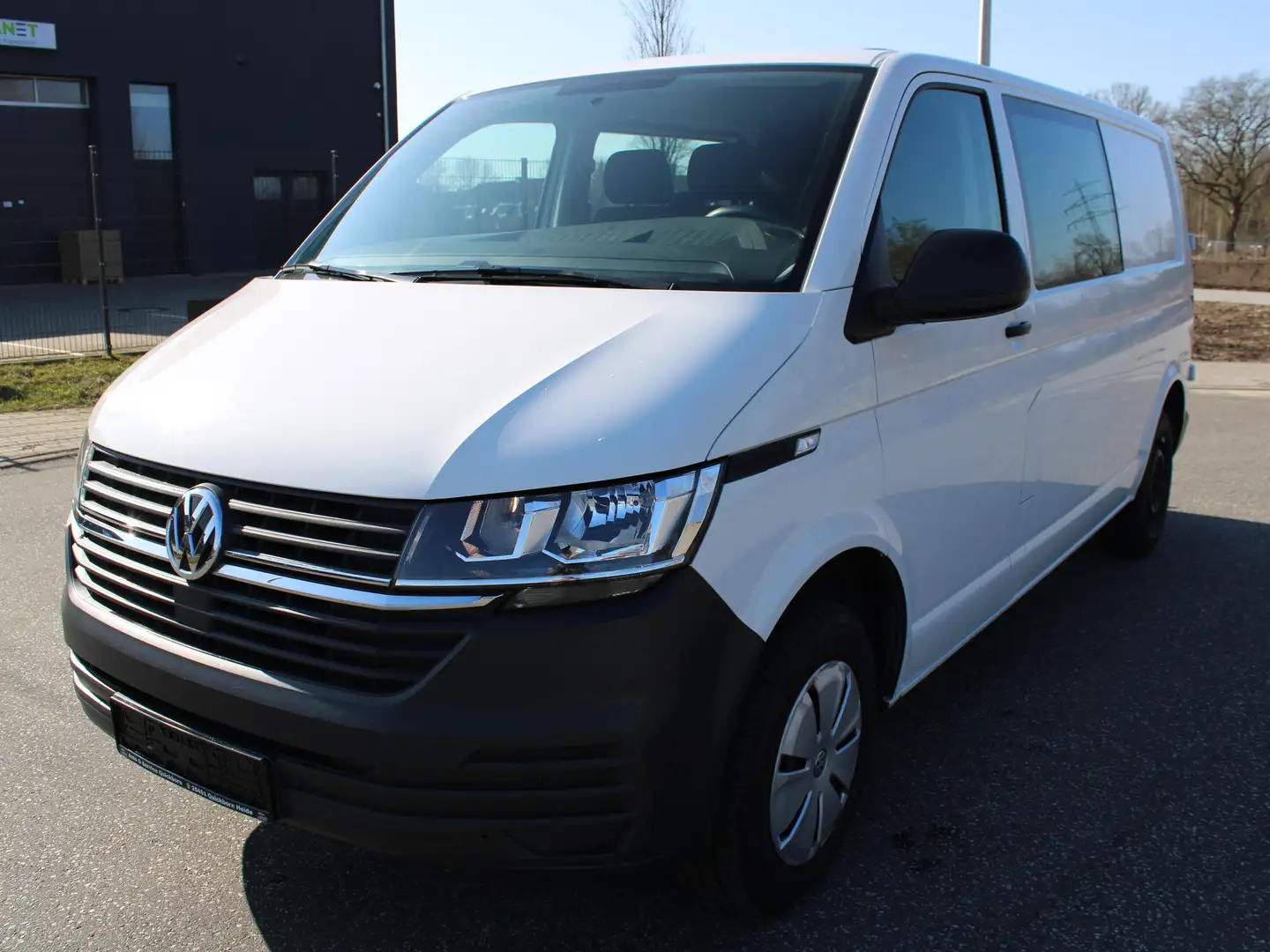 Volkswagen T6.1 Kombi Kombi LR DSG 2.HD+Klima+6 Sitzer+DAB+PDC+AHK+MwSt! Blanc - 1