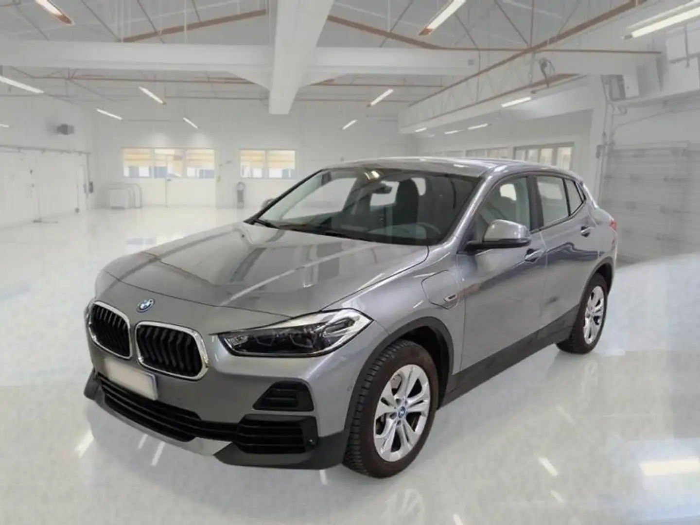 BMW X2 xDrive25e Auto Gris - 2