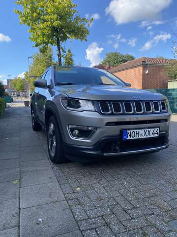 Imagine Jeep Compass 1.4 MultiAir Limited