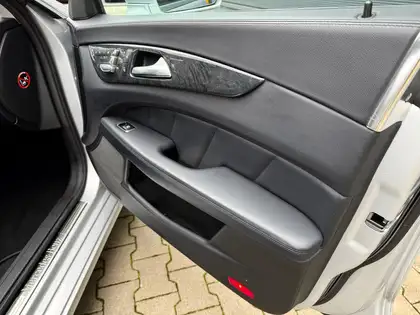 Annonce voiture d'occasion Mercedes-Benz CLS 350 - CARADIZE