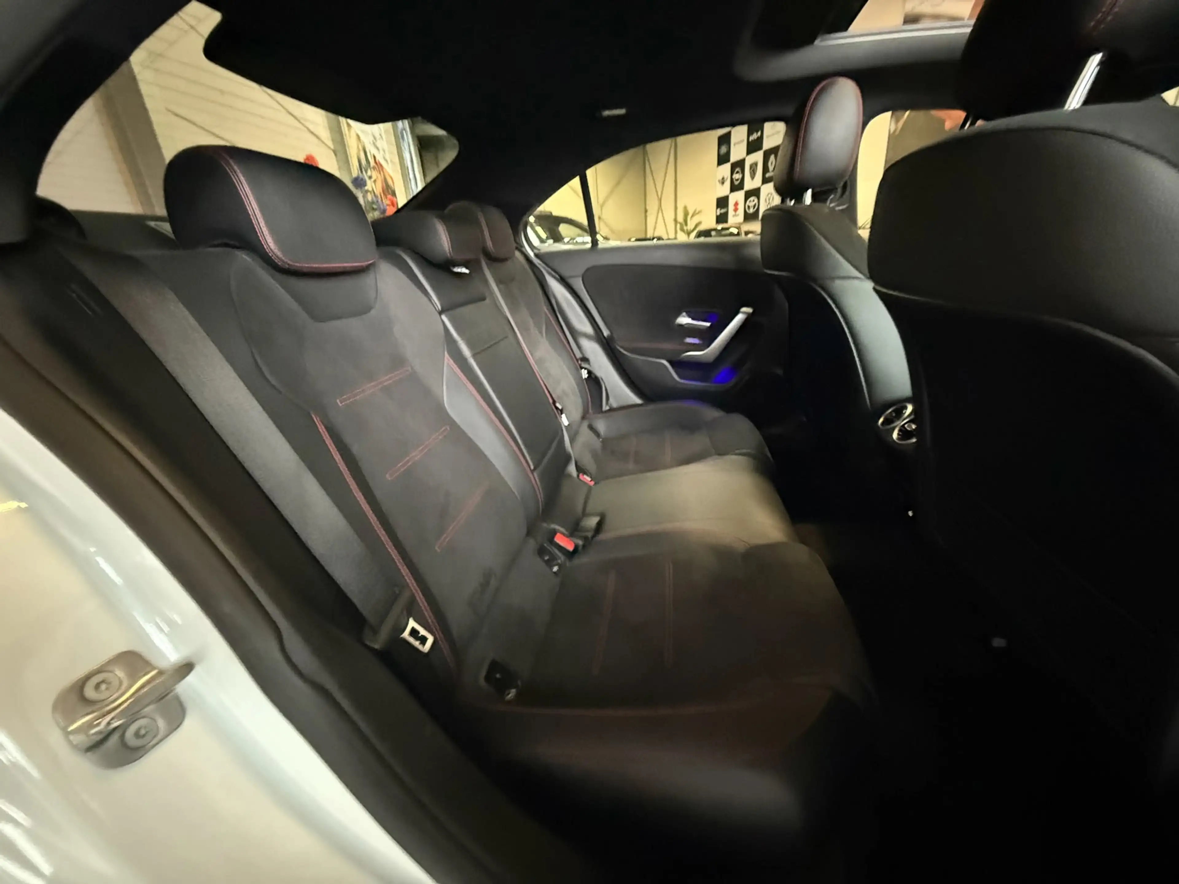 Mercedes-Benz A 180 AMG Black Line, Automaat, Panoramadak, Navi, Camer — photo 26