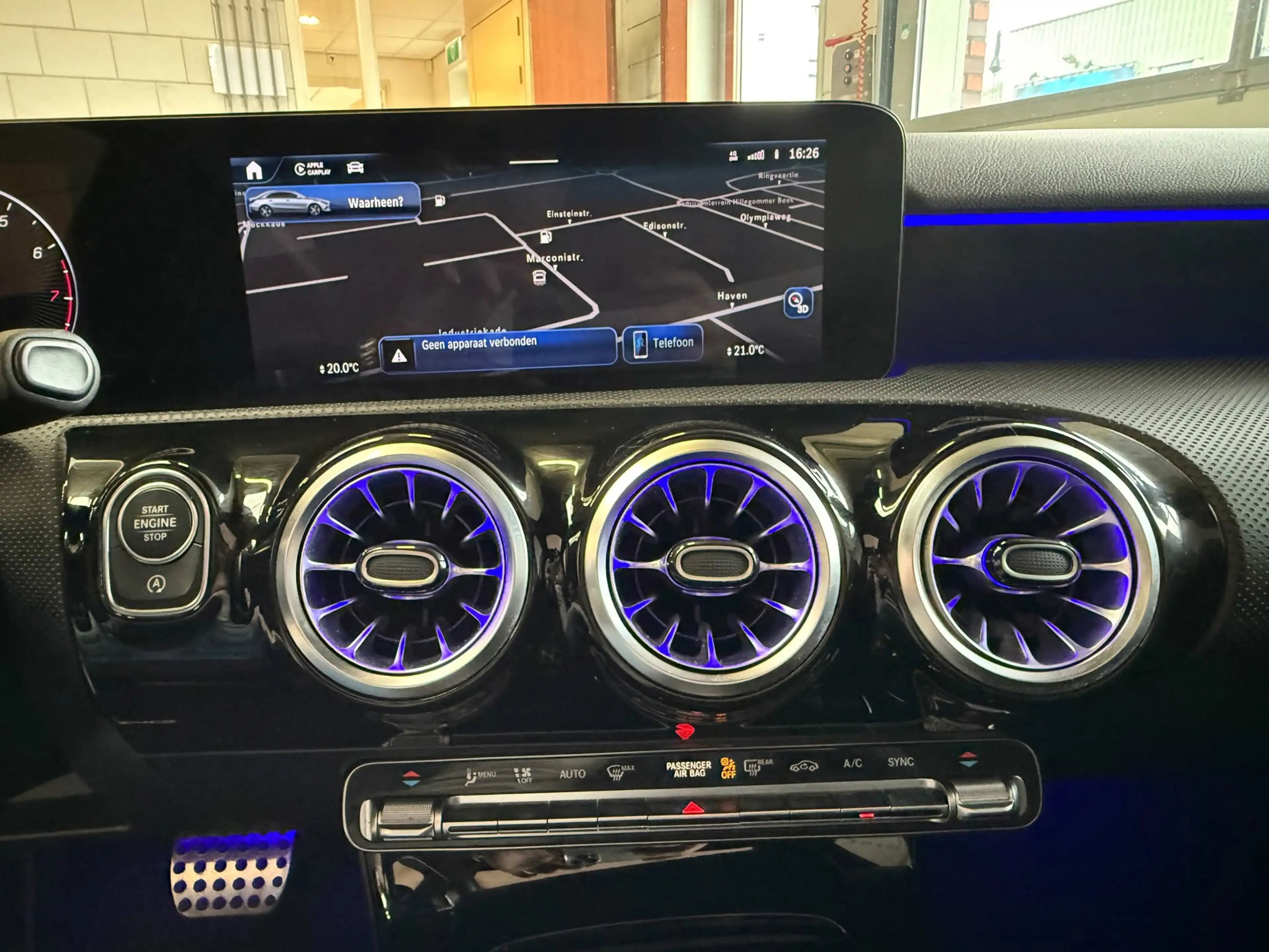 Mercedes-Benz A 180 AMG Black Line, Automaat, Panoramadak, Navi, Camer — photo 19