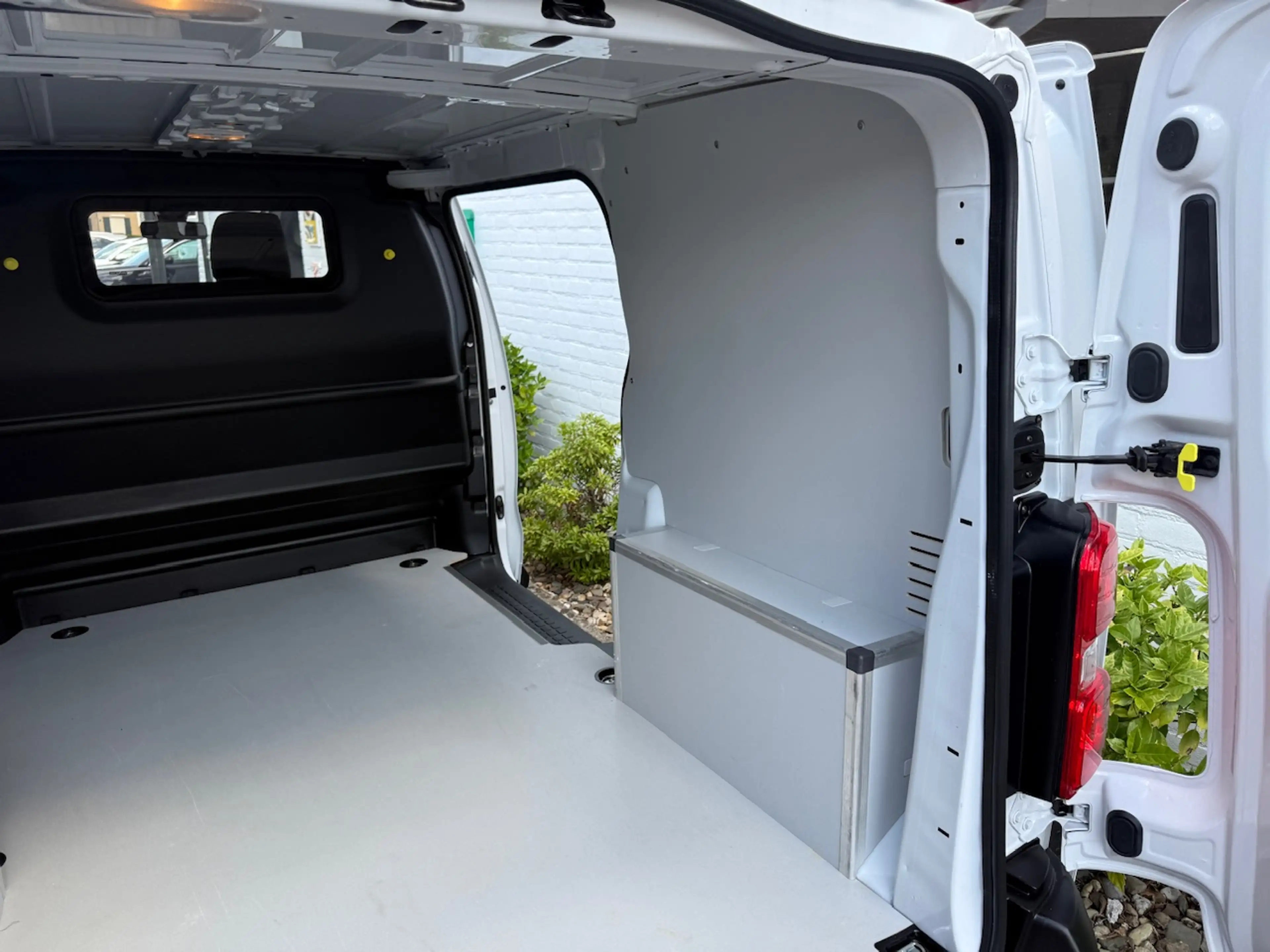 Fiat Scudo GB 1.5 Diesel 120pk L2/ Trekhaak/ 3 Zitplaatsen/ C — photo 11
