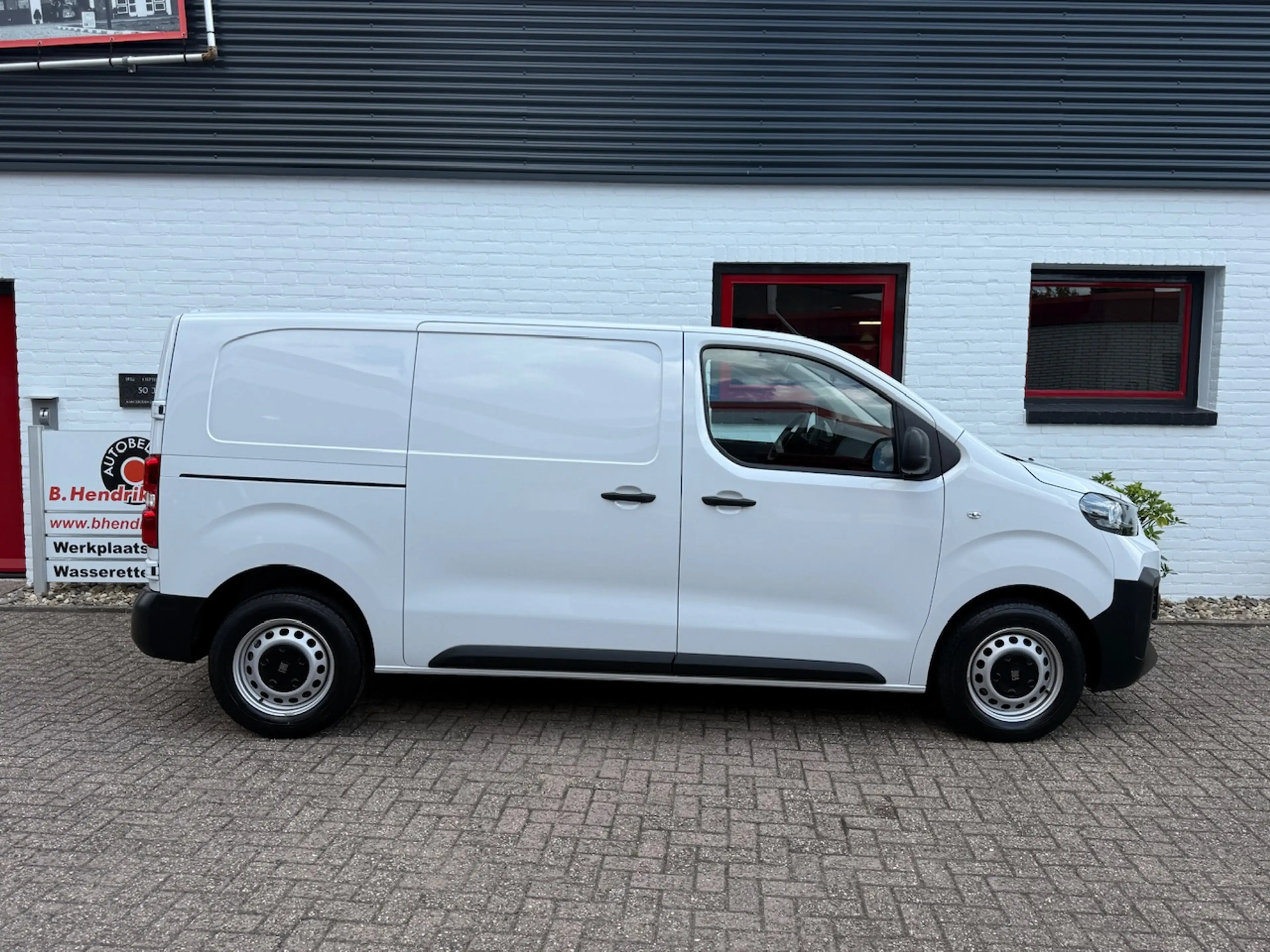 Fiat Scudo GB 1.5 Diesel 120pk L2/ Trekhaak/ 3 Zitplaatsen/ C — photo 4