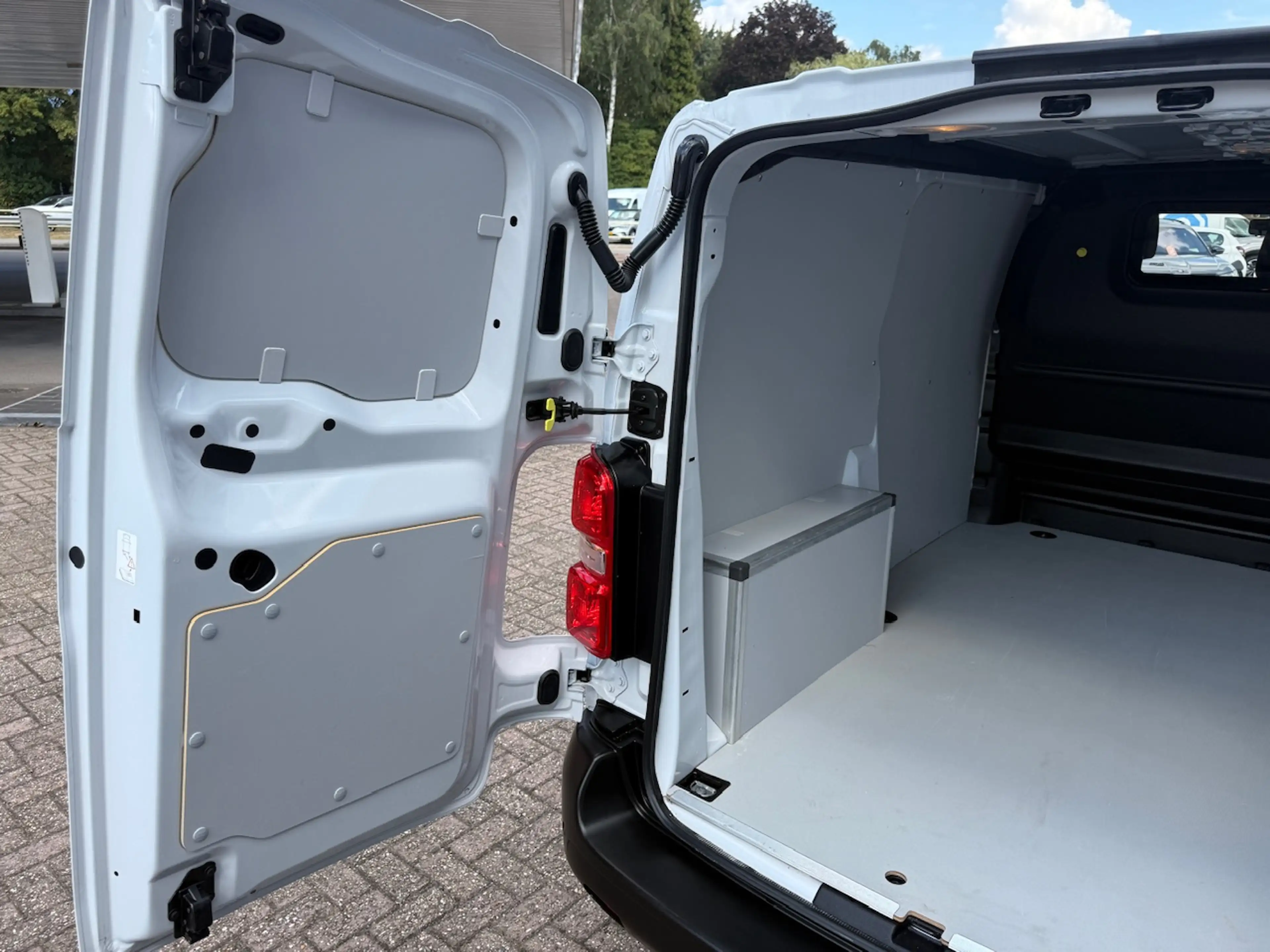Fiat Scudo GB 1.5 Diesel 120pk L2/ Trekhaak/ 3 Zitplaatsen/ C — photo 12