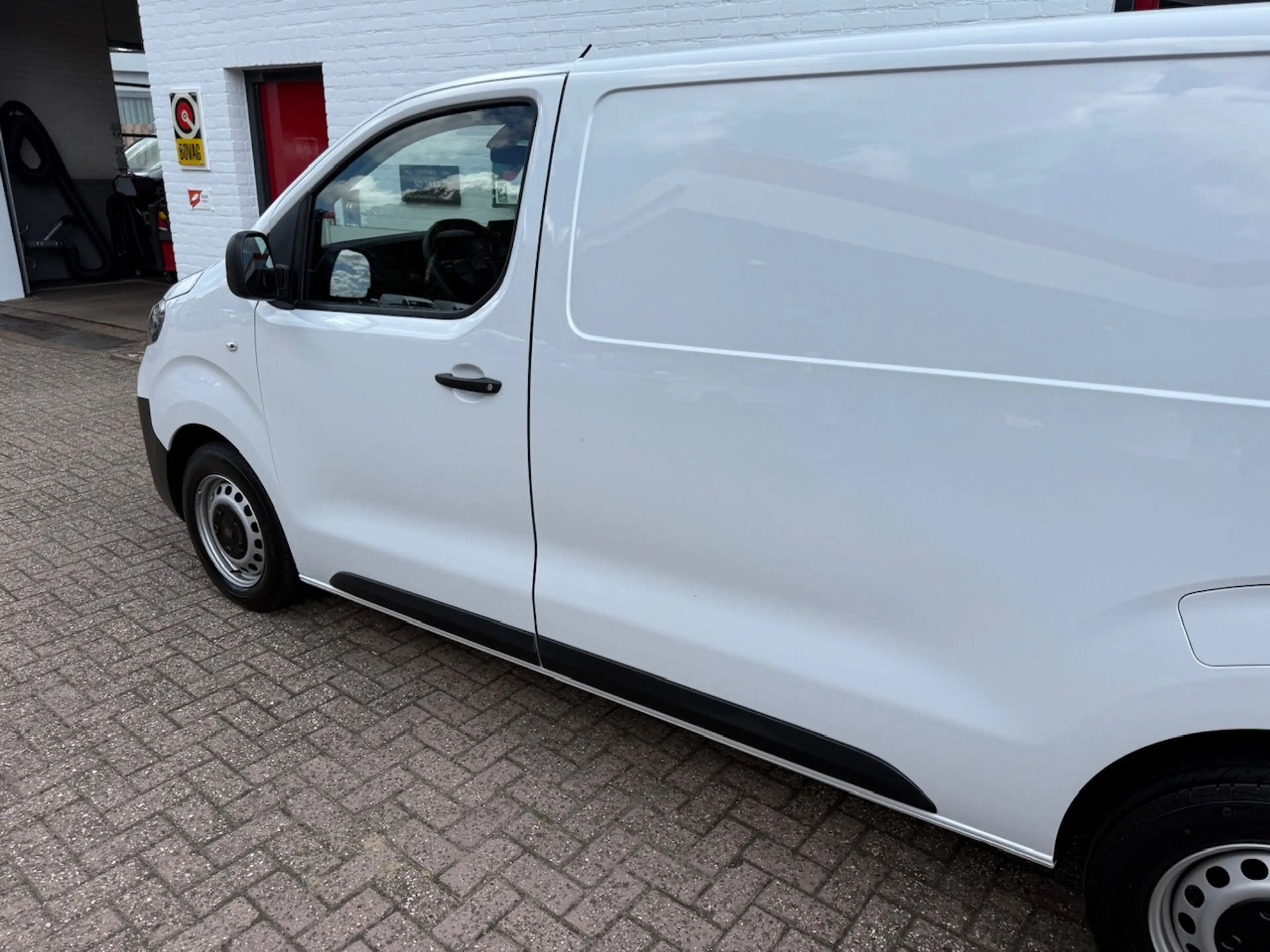 Fiat Scudo GB 1.5 Diesel 120pk L2/ Trekhaak/ 3 Zitplaatsen/ C — photo 31