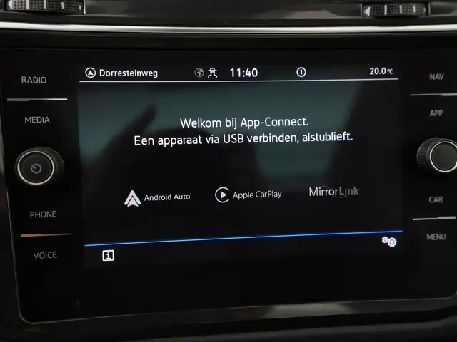 Volkswagen Tiguan view 16
