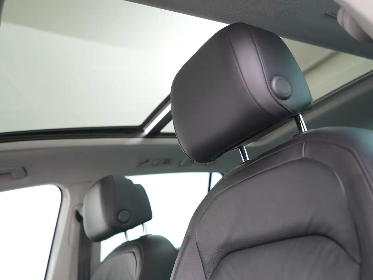 Volkswagen Tiguan 1.4 TSI eHybrid Elegance Panoramadak Leder M, миниатюра 21
