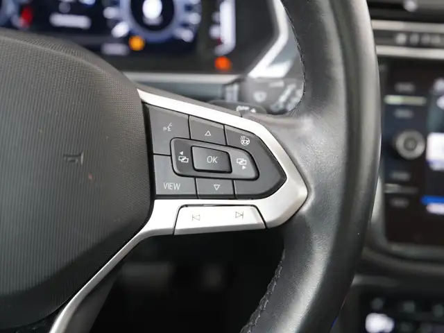 Volkswagen Tiguan view 11
