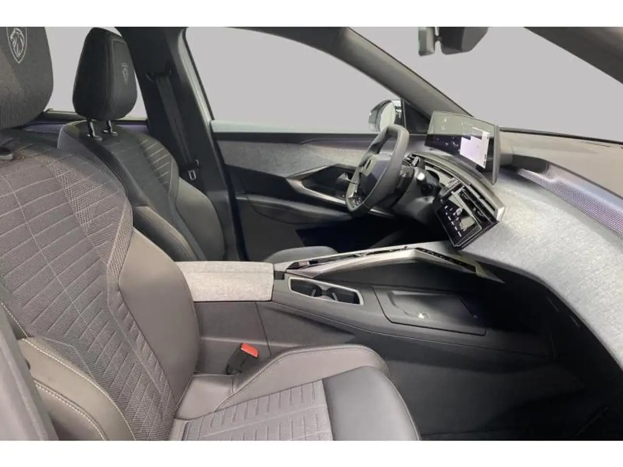 Peugeot 5008 GT* GPS Caméra 7places 145 PK HYBRID 8