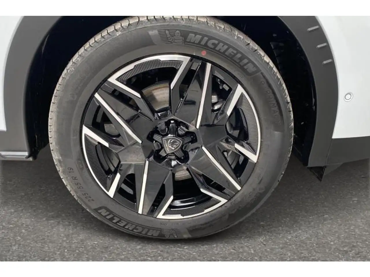 Peugeot 5008 GT* GPS Caméra 7places 145 PK HYBRID 22