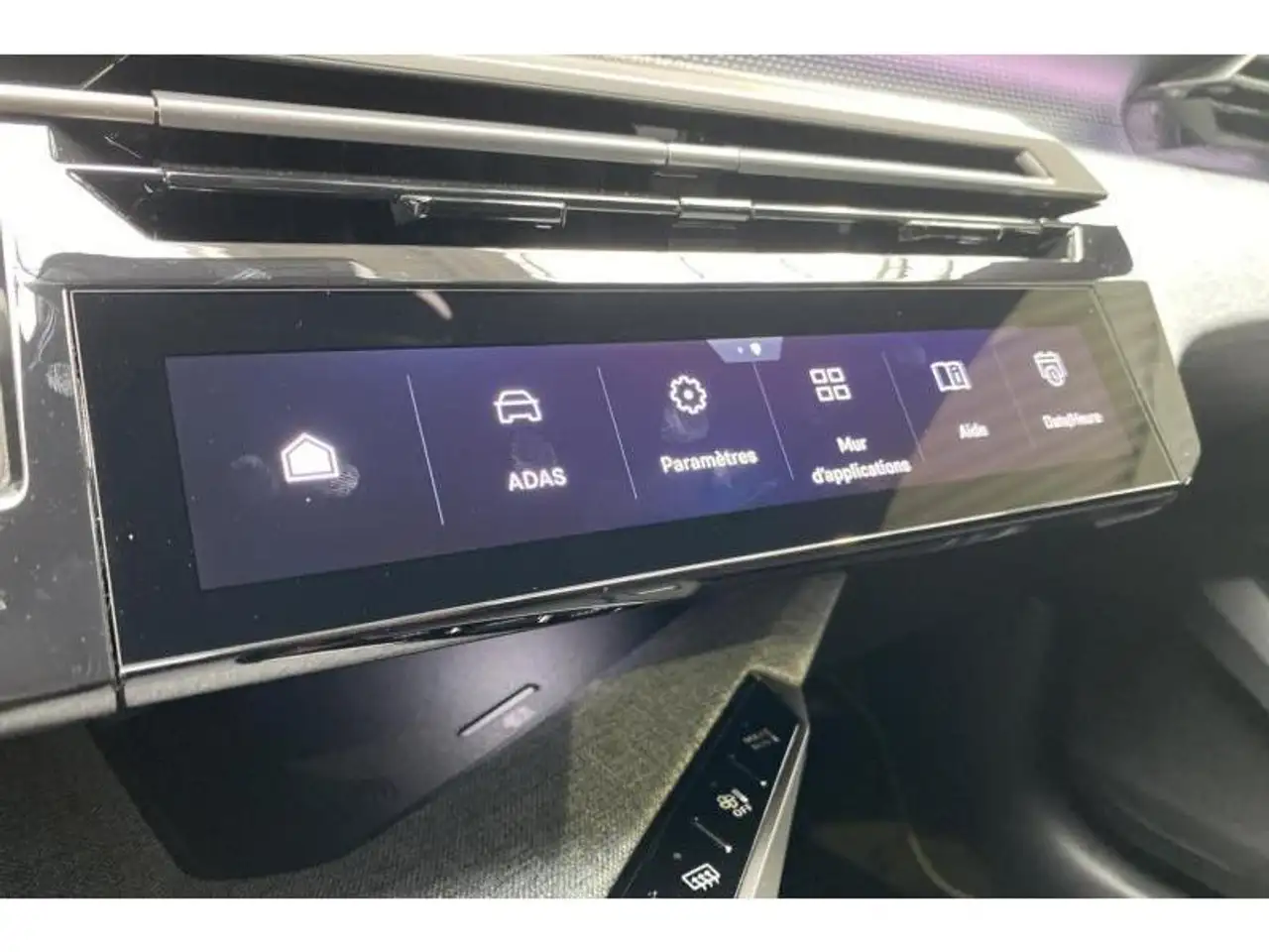 Peugeot 5008 GT* GPS Caméra 7places 145 PK HYBRID 39